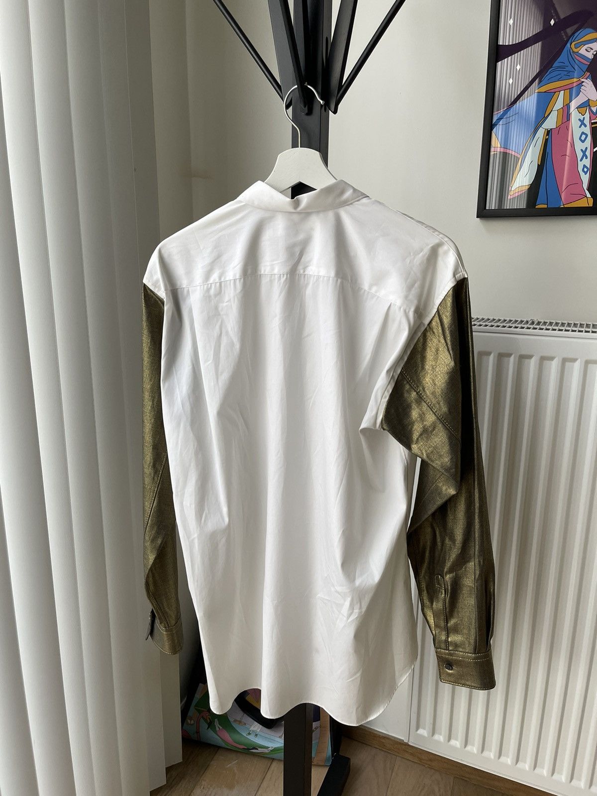 Comme des Garcons Comme Des Garcons Shirt AW17 White Shirt With Gold Sleeves Size US M / EU 48-50 / 2 - 7 Thumbnail
