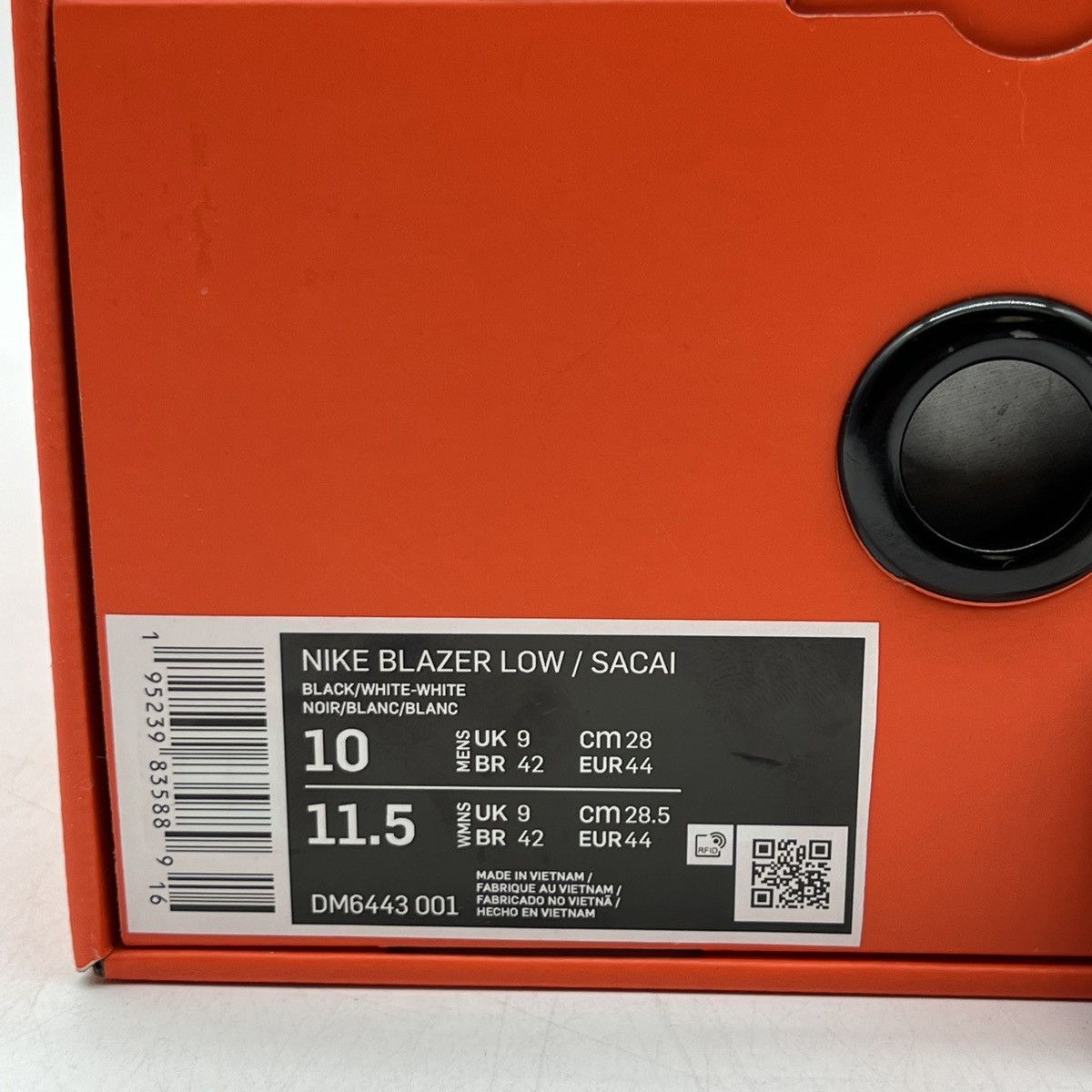 Nike Sacai X Blazer Low black patent Size US 10 / EU 43 - 5 Thumbnail