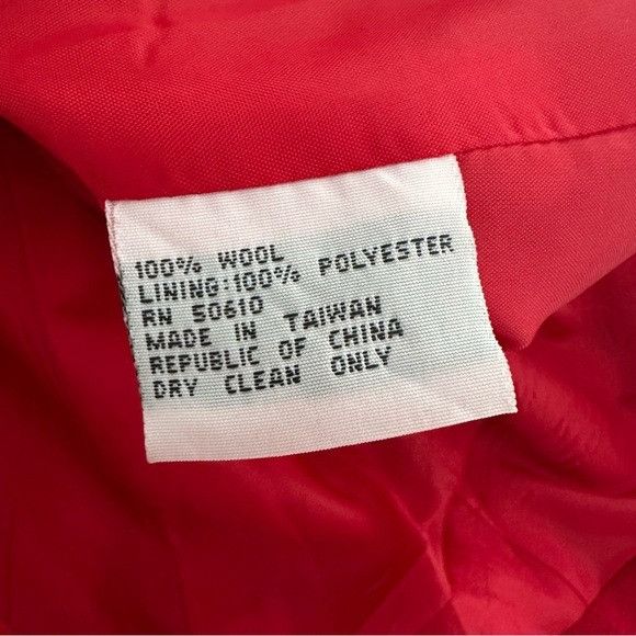 Vintage Vintage 100% Wool Red Double-Breasted Blazer Size M / US 6-8 / IT 42-44 - 7 Thumbnail