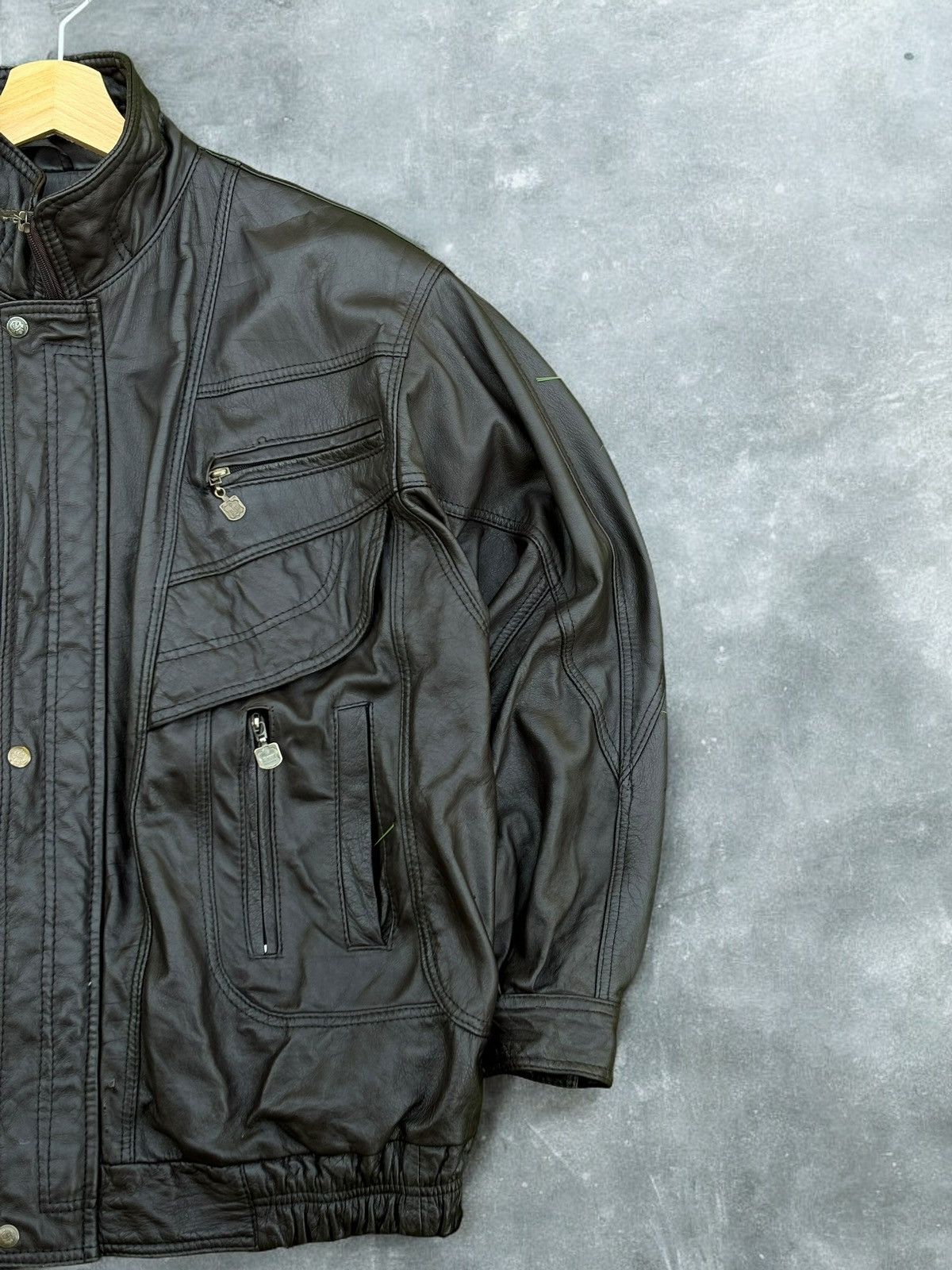 Japanese Brand × Leather × Vintage Vintage Zipper Up Leather Jacket vintage 90’ Size US L / EU 52-54 / 3 - 5 Thumbnail