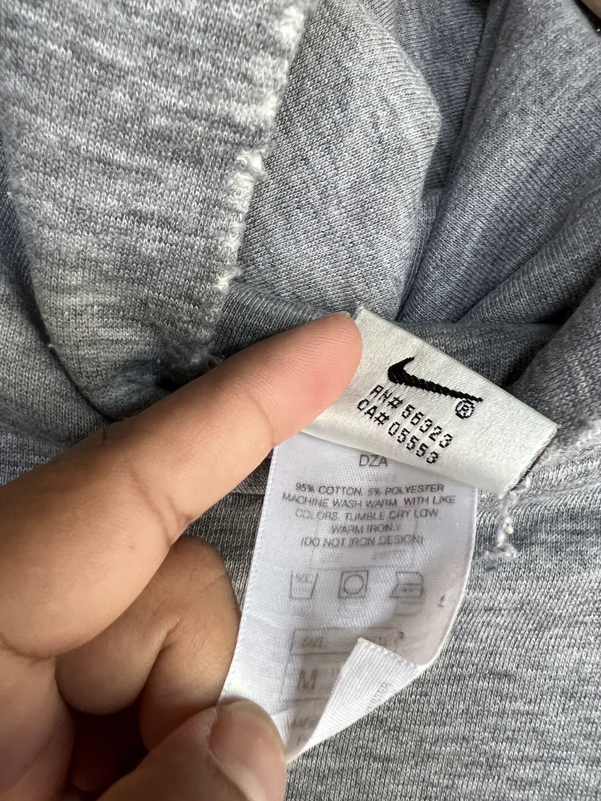 Nike Vintage Nike Swoosh Hoodies Size US M / EU 48-50 / 2 - 5 Thumbnail