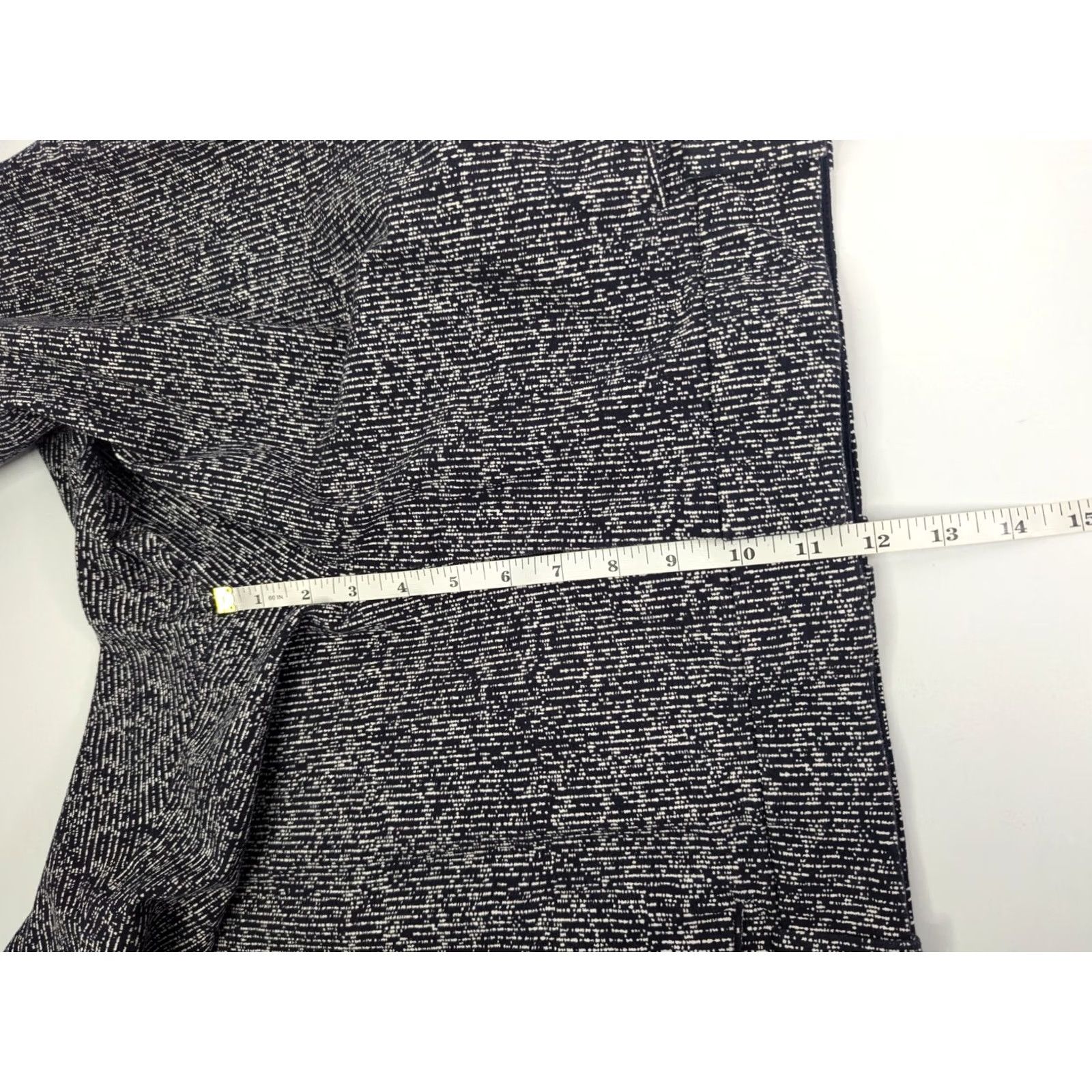 Vintage VINTAGE Lane Bryant Woman's The Allie Pant Cropped Navy 22 Plus Blue Summer Floral Straight Womens Size 40" / US 18 - 6 Thumbnail