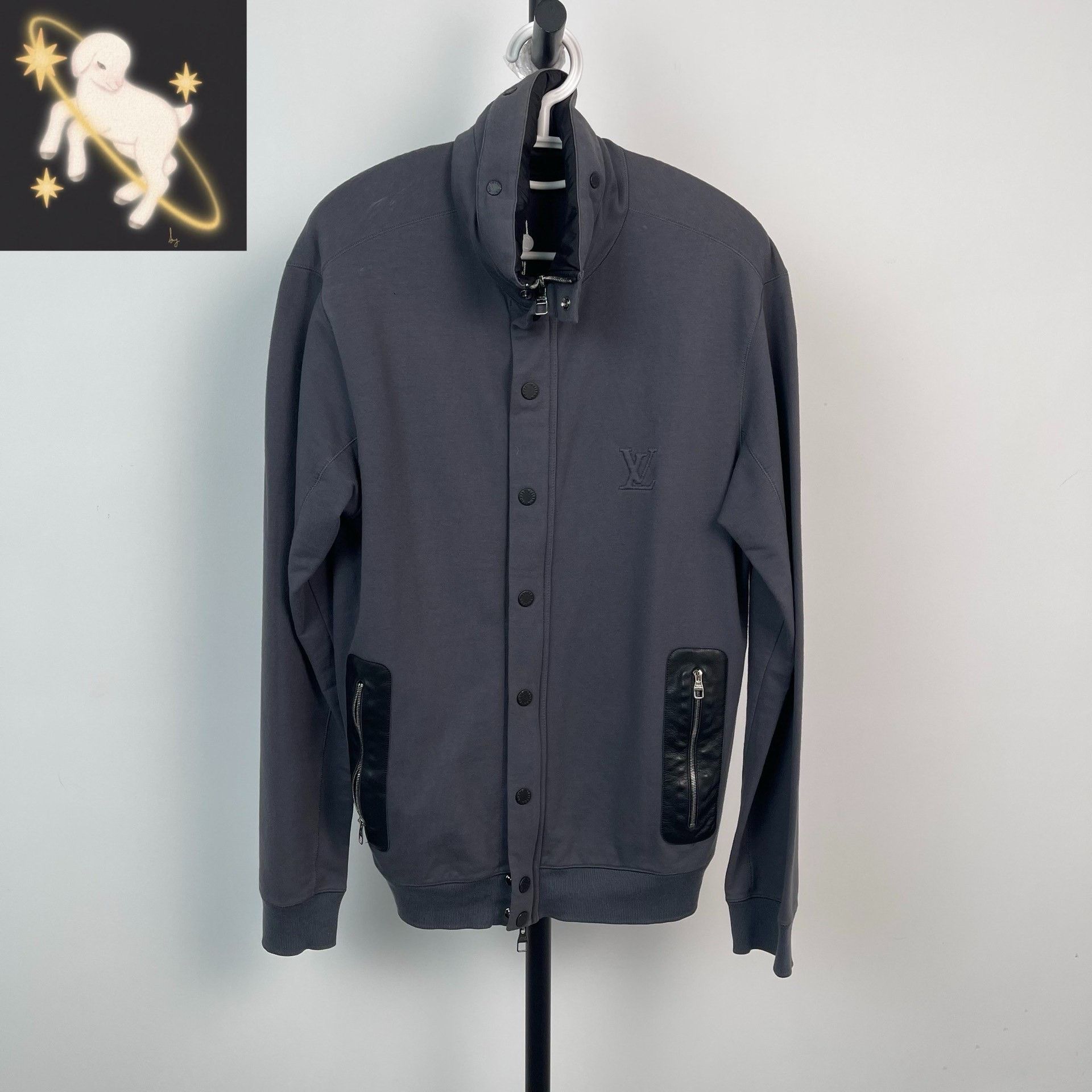 Louis Vuitton Louis Vuitton Gray Light Jacket M Men Size US M / EU 48-50 / 2 - 1 Thumbnail