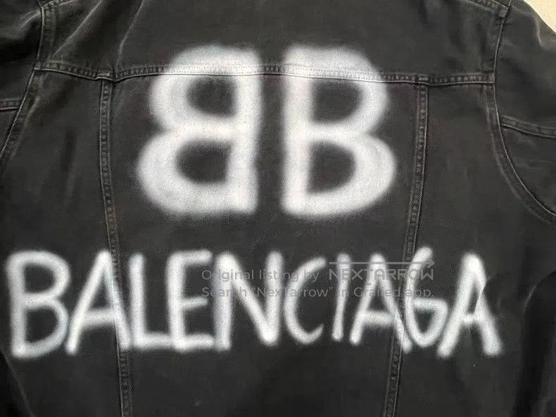 Balenciaga Balenciaga Solid Color Graffiti Single Breasted Notched La Size US S / EU 44-46 / 1 - 3 Thumbnail