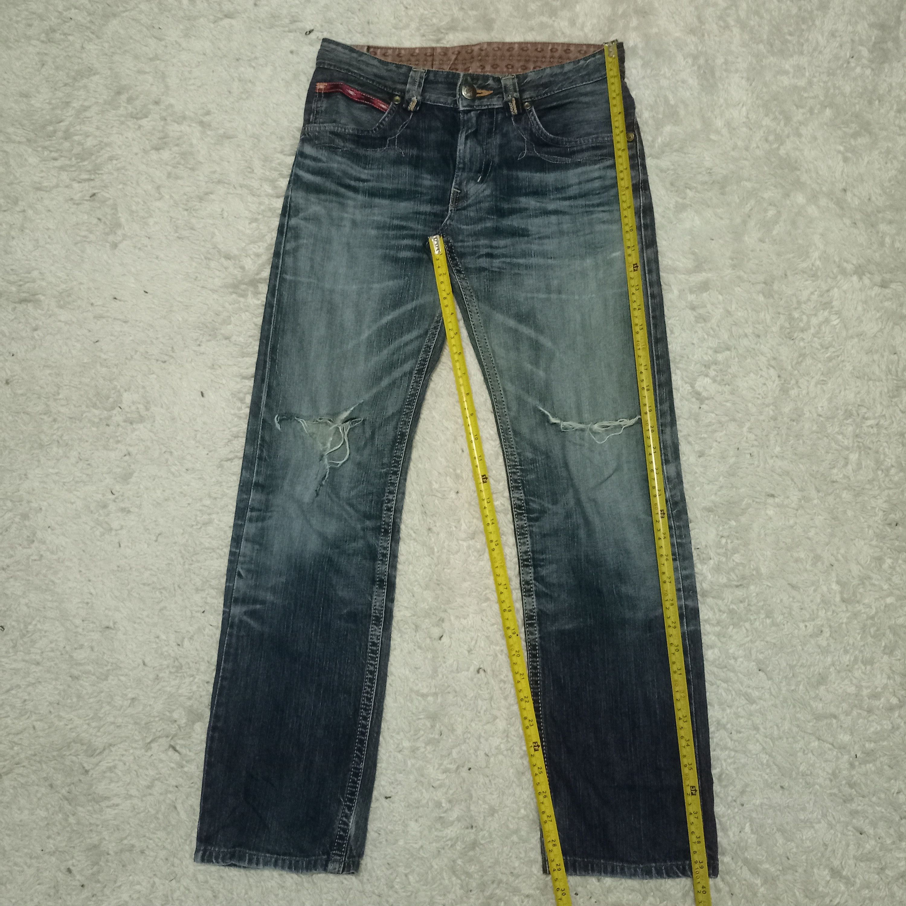 Edwin × Japanese Brand Exclusive Vintage Edwin XV Blue Wash Distressed Jeans 31x30 Size US 31 - 8 Thumbnail