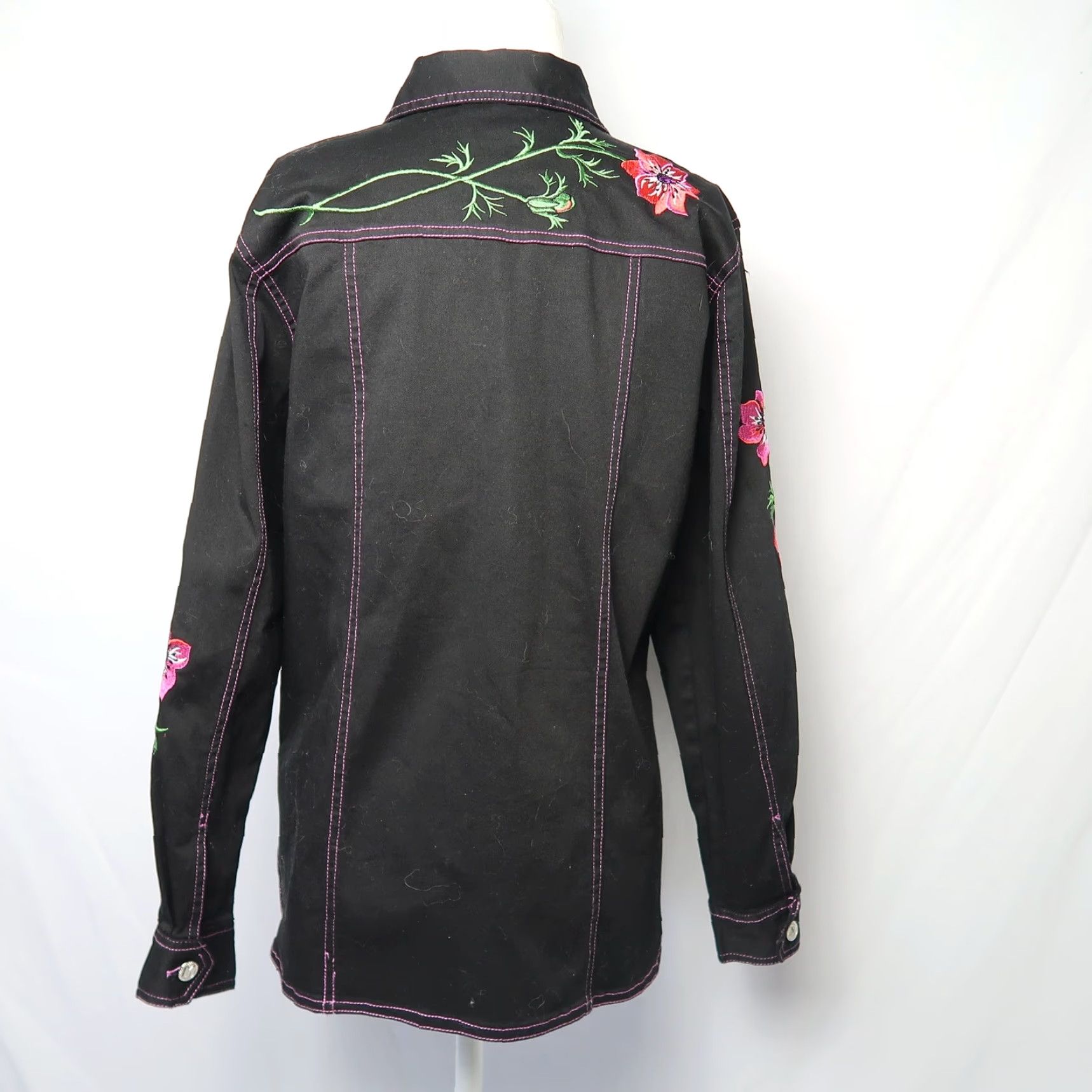 Bob Mackie VINTAGE Bob Mackie Shirt Jacket XS Embroidered Floral Black Pink Long Sleeve Cotton Blend Women's Mid-Length 90s Casual Size XS / US 0-2 / IT 36-38 - 4 Thumbnail
