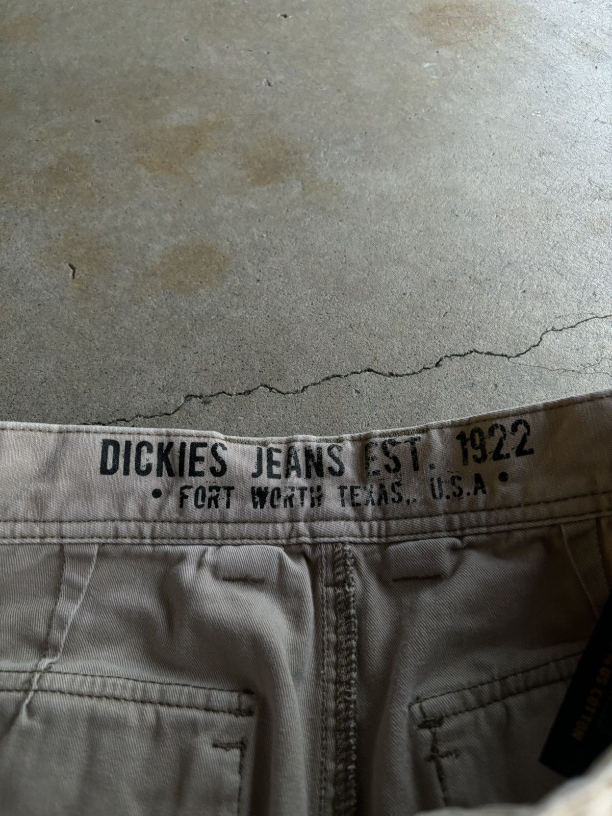 Vintage Crazy Tan Dickies Y2K Tactical Multi-pocket Carpenter Shorts Size US 28 / EU 44 - 5 Thumbnail