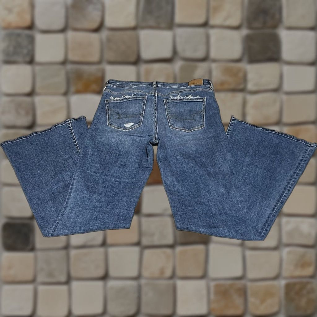 American Eagle Outfitters American Eagle Jeans Super High Rise Flare Tag 4 Reg (30x30) Raw Hem Distressed Size 27" / US 4 / IT 40 - 1 Thumbnail