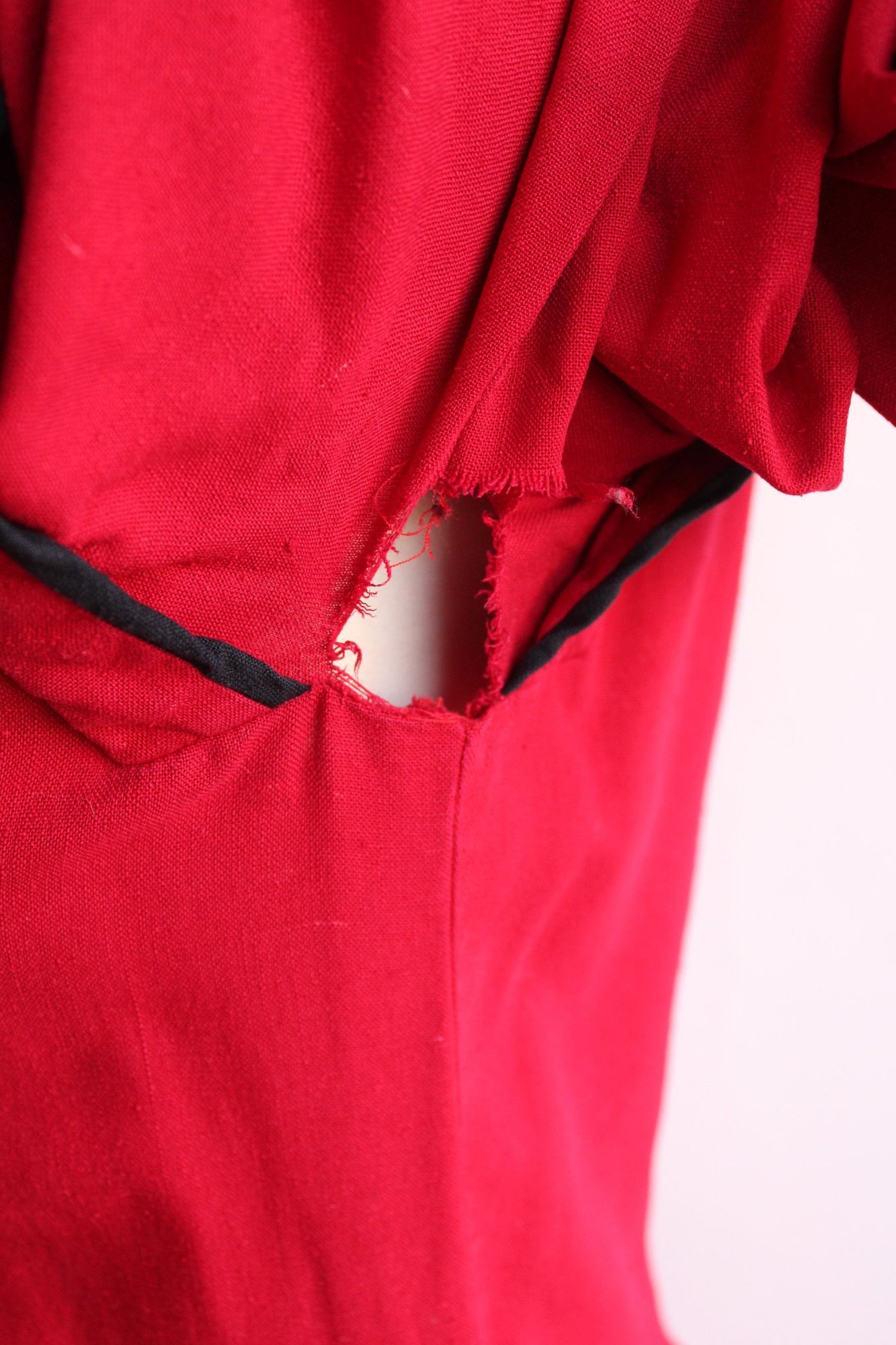 Vintage Vintage 1980s Dress, Joanie Char Red Silk Shirtwaist with Bl Size XL / US 12-14 / IT 48-50 - 10 Thumbnail