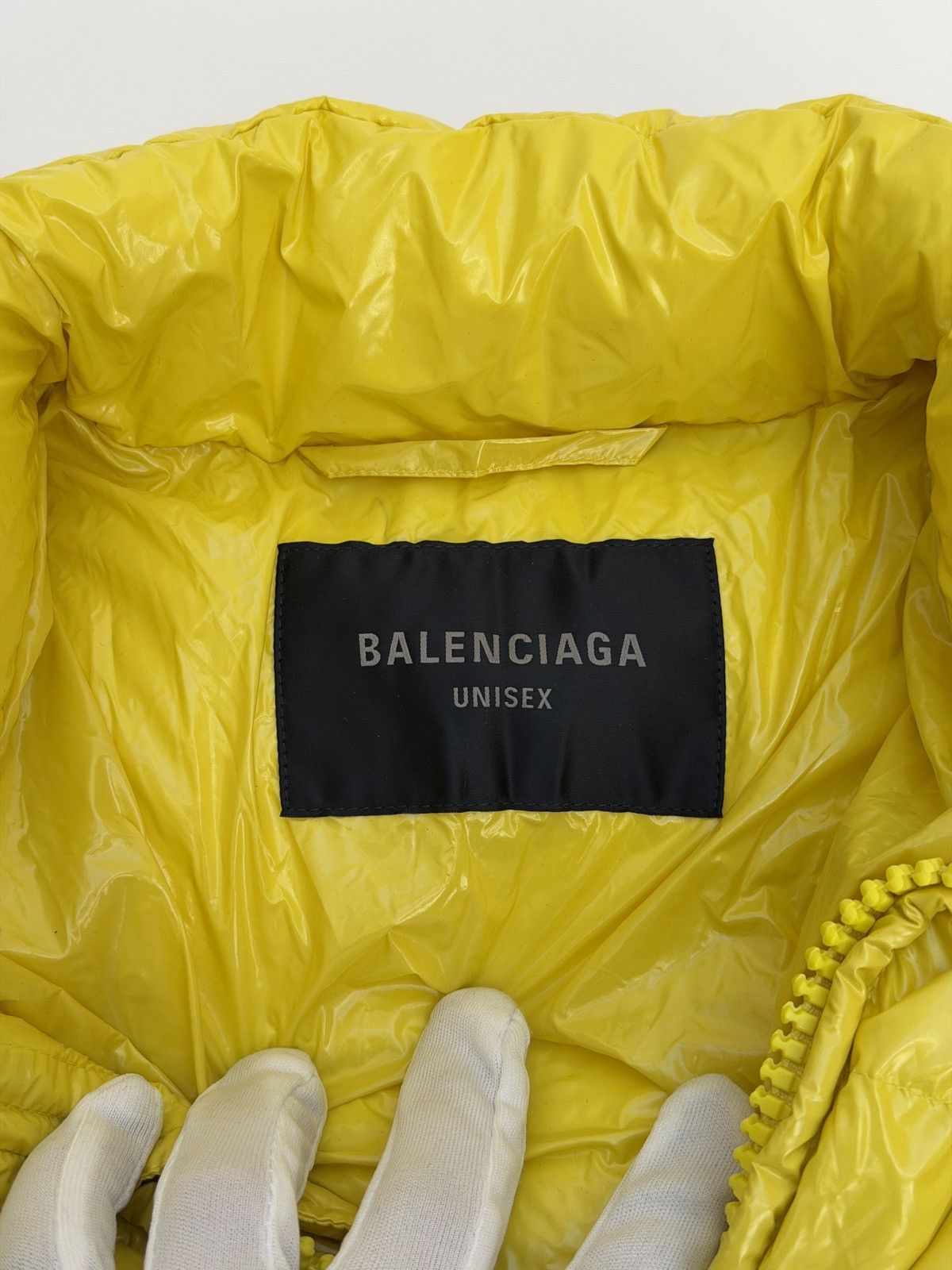 Balenciaga Balenciaga Shrunk Puffer Jacket Yellow Size US L / EU 52-54 / 3 - 8 Thumbnail