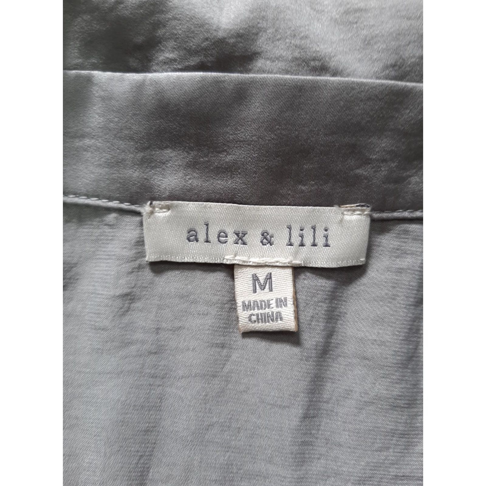 Vintage Alex & Lili Long Sleeve Button-Up Womens M Gray Pocket Shirt Size M / US 6-8 / IT 42-44 - 2 Thumbnail