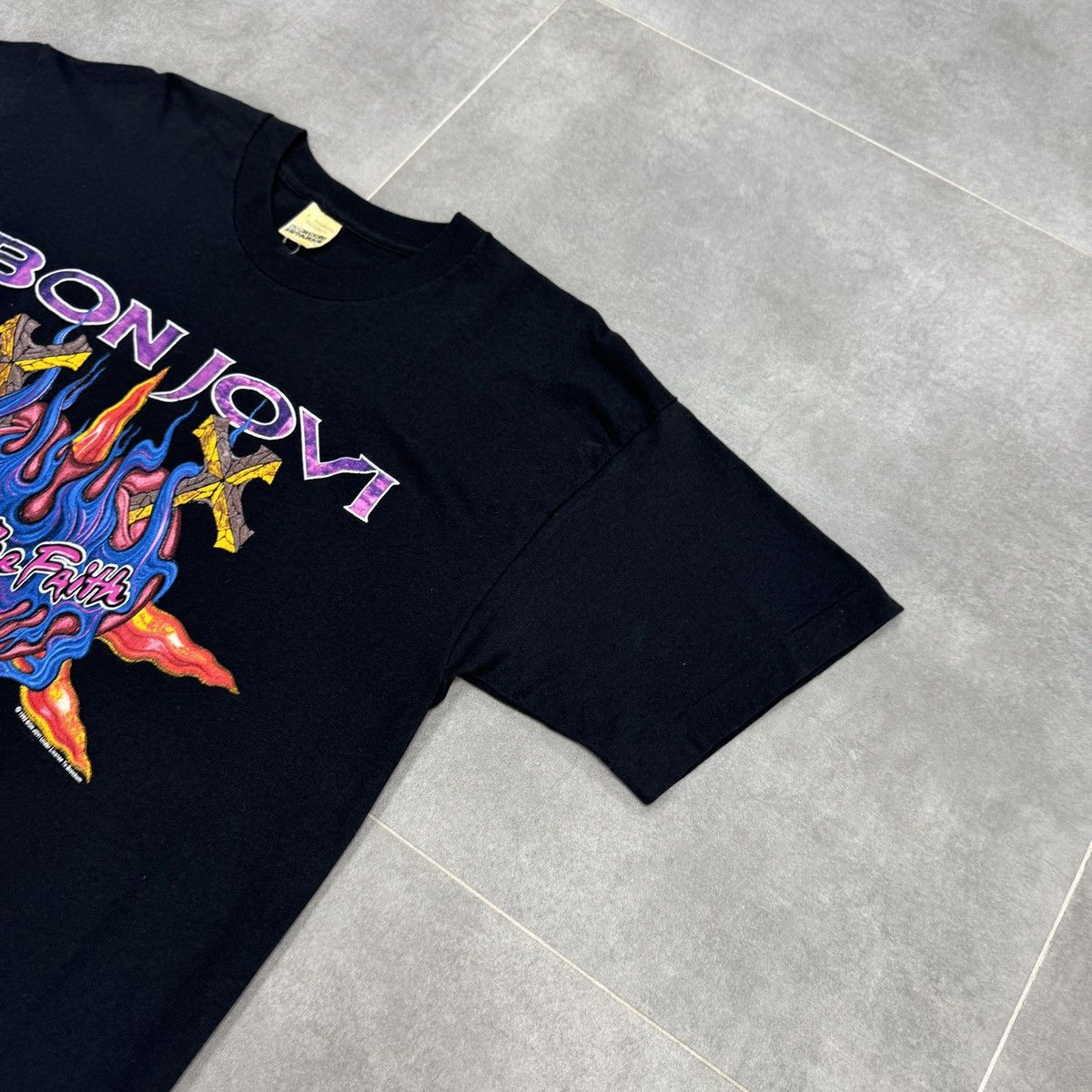 Bon Jovi Vintage Bon Jovi Screen Stars World Tour 1993 T-Shirt Size L Size US L / EU 52-54 / 3 - 7 Thumbnail