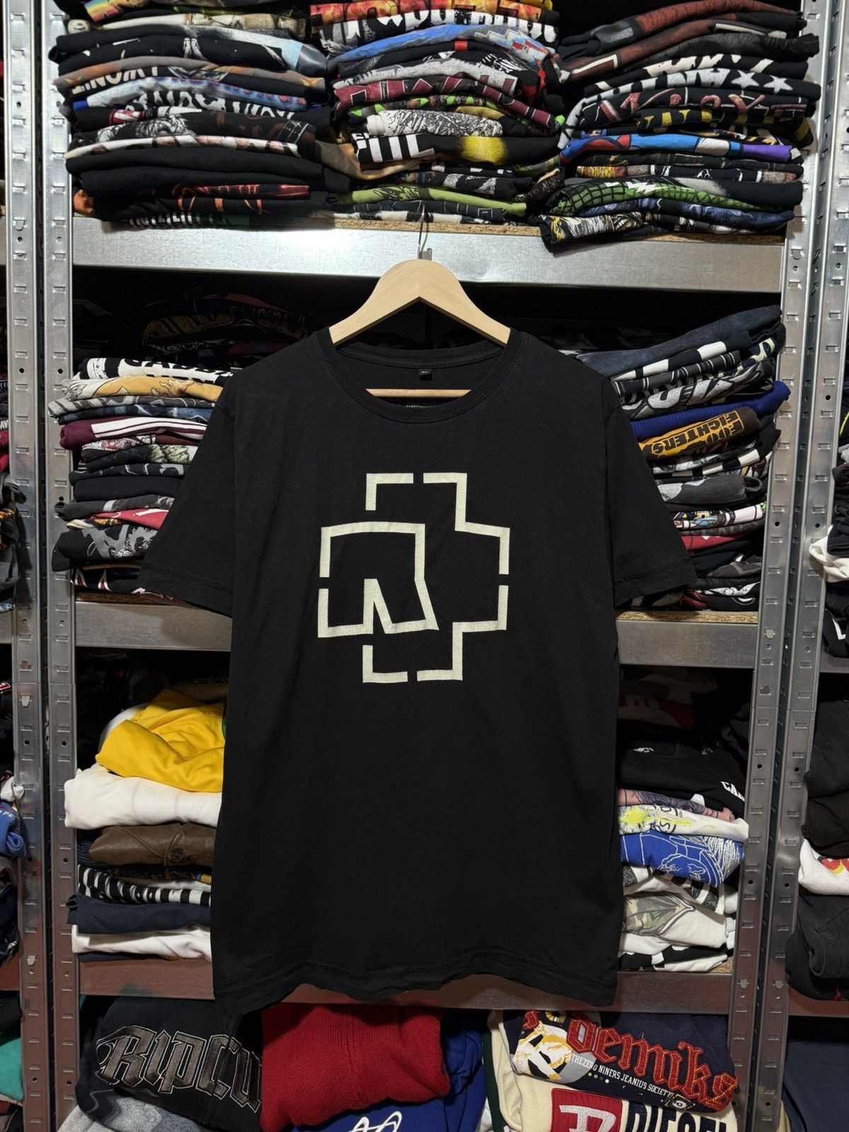 Vintage Vintage 2000’s Rammstein T-Shirt Rare Retro Hype Y2K Size US XL / EU 56 / 4 - 1 Thumbnail