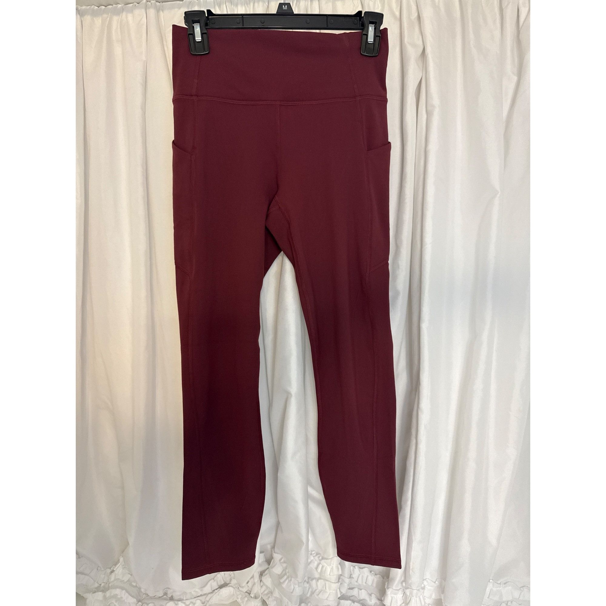 Fabletics Fabletics Oasis PureLuxe High-Waisted Legging 7/8 Merlot Med Size 27" / US 4 / IT 40 - 2 Thumbnail