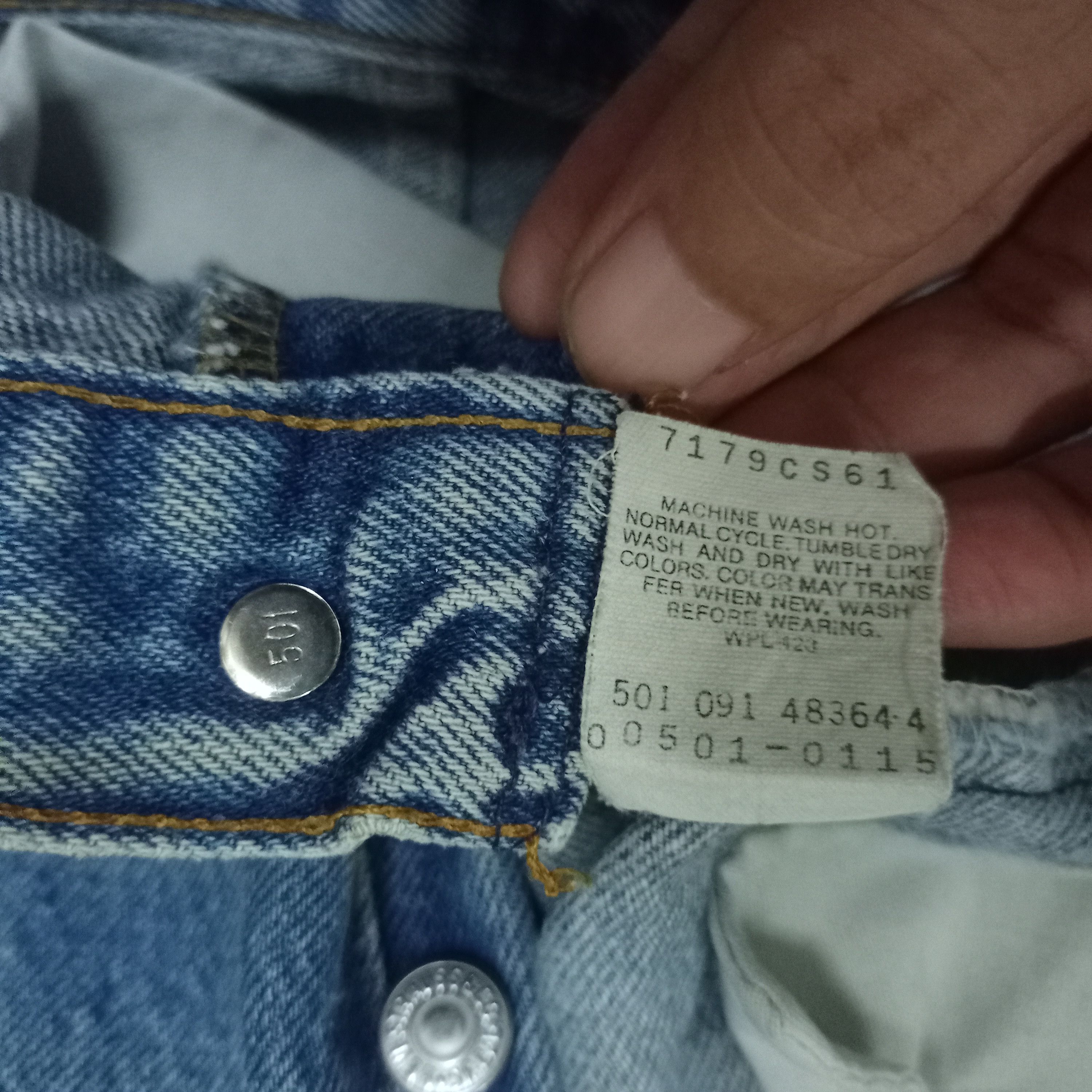 Levi's Vintage 80s Levis 501 Distressed Loose Style Thrashed Jeans Size US 31 - 14 Thumbnail