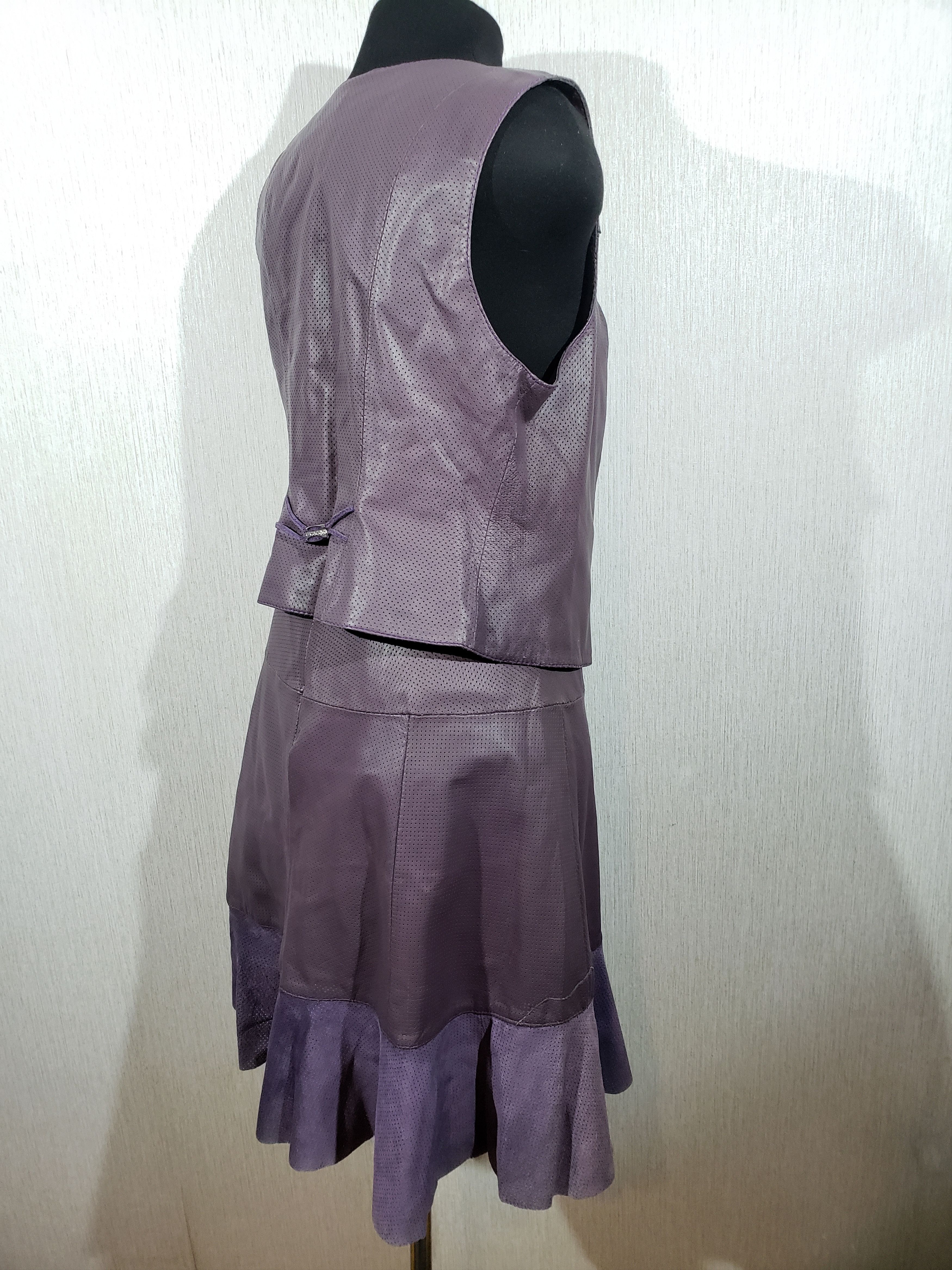 Other Wonderful women's leather suit. Size L / US 10 / IT 46 - 4 Thumbnail