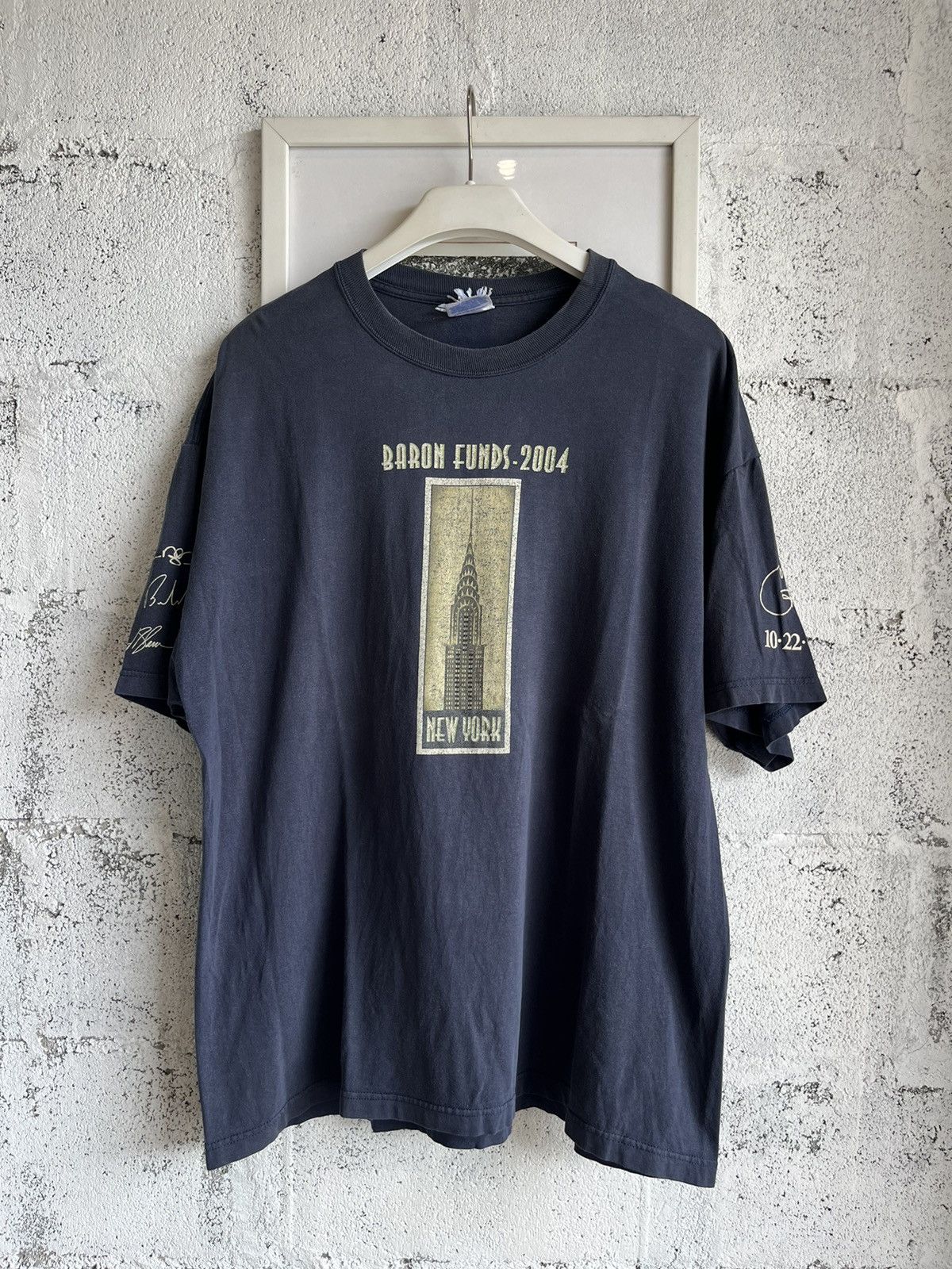 Vintage Vintage BARON FUNDS 2004’s NEW YORK Tshirt Size US XL / EU 56 / 4 - 2 Thumbnail
