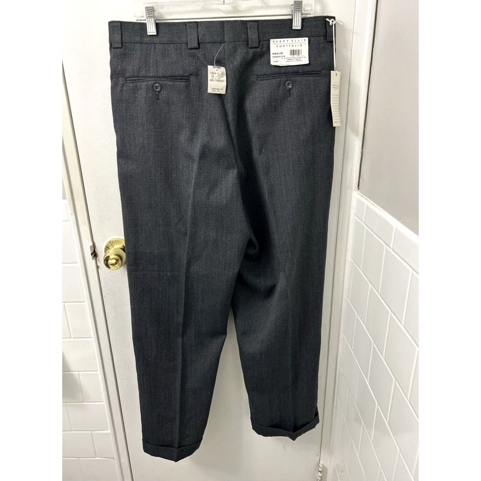 Perry Ellis Perry Ellis Portfolio Dress Pants Mens 36x30 Gray Wool Blend Pleated Cuffed NWT Shirt Pants? Size US 36 / EU 52 - 2 Thumbnail