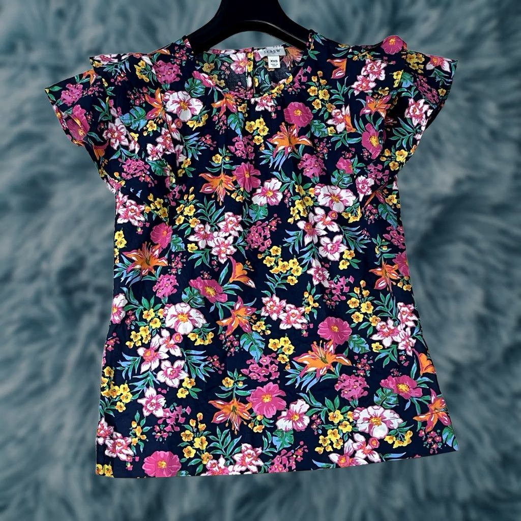 J.Crew J.Crew Blouse Women XXSmall Flutter Sleeve Floral Back Button Closure Multicolor Spring Fall Summer Casual Business Travel Womens Blouse Size XXS / US 00 / IT 34 - 1 Thumbnail
