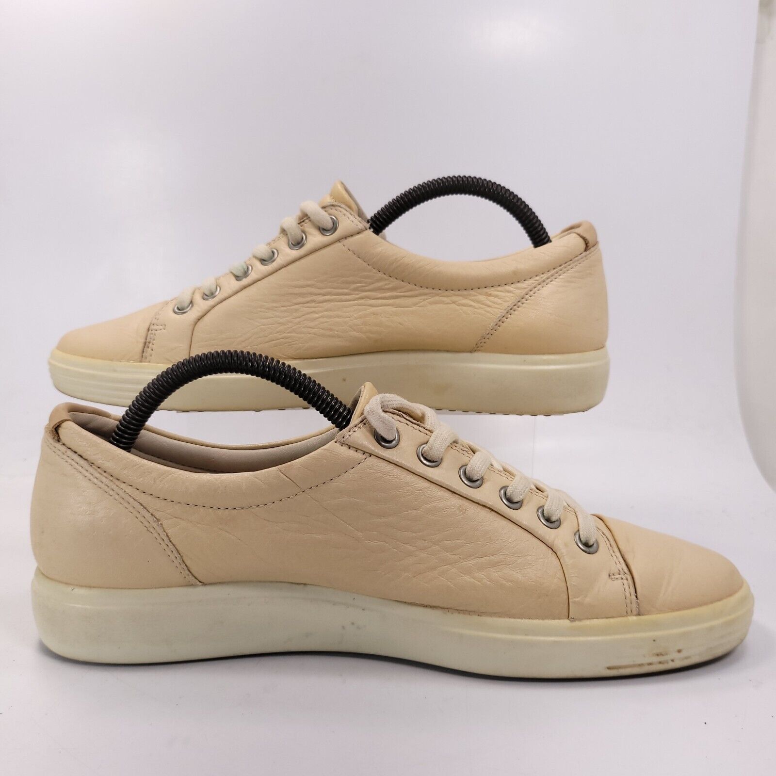 Ecco Ecco Casual Outdoor Sneaker Shoe Womens Size 10 Beige White Size US 10 / IT 40 - 6 Thumbnail