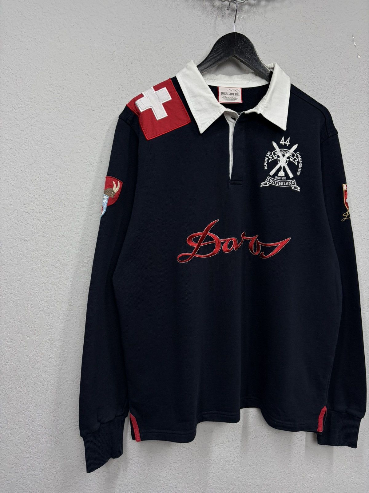 POST ARCHIVE FACTION (PAF) Limited Edition Bergwerk Alpine Rugby Switzerland Chmp Patch Size US XL / EU 56 / 4 - 2 Thumbnail