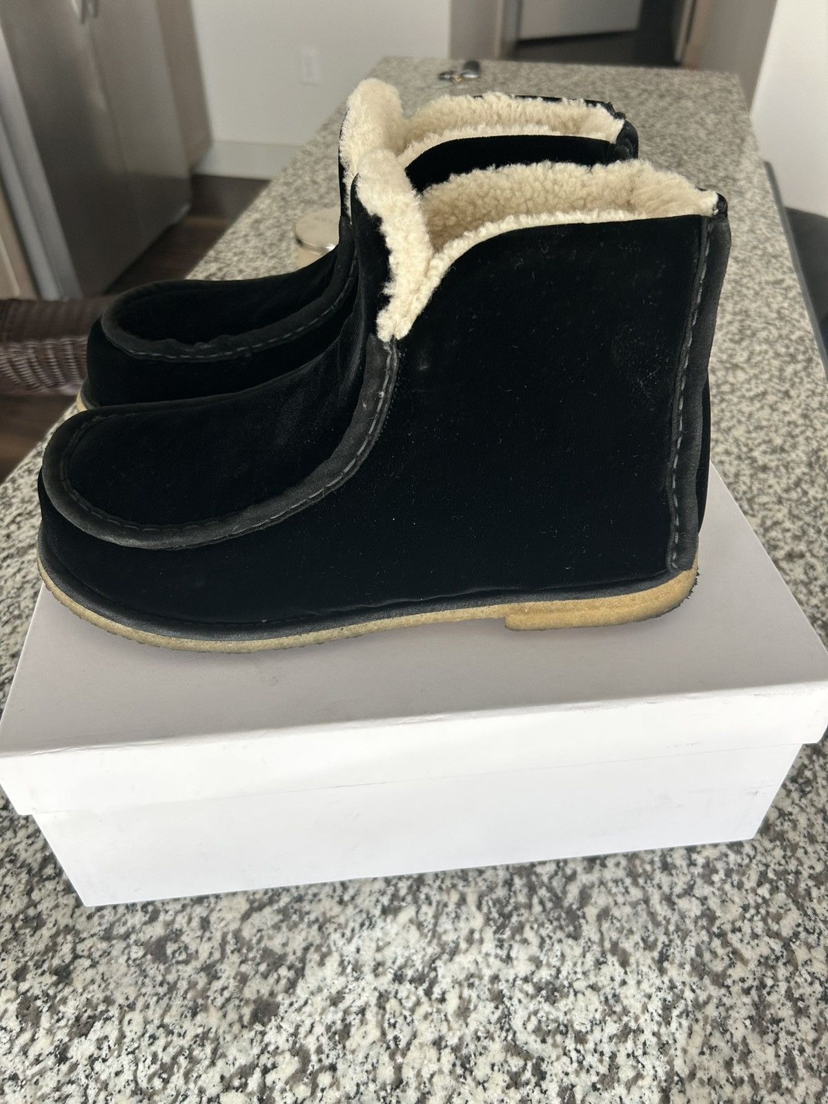 JW Anderson JW ANDERSON Shearling-lined suede ugg styled ankle boots Size US 11 / EU 44 - 1 Thumbnail