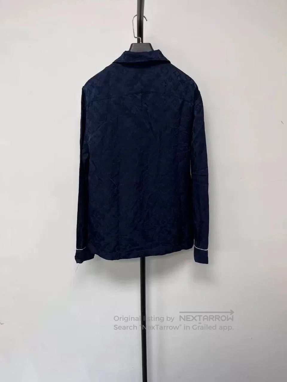 Louis Vuitton louis vuitton supreme silk shirt. Size US XS / EU 42 / 0 - 2 Thumbnail