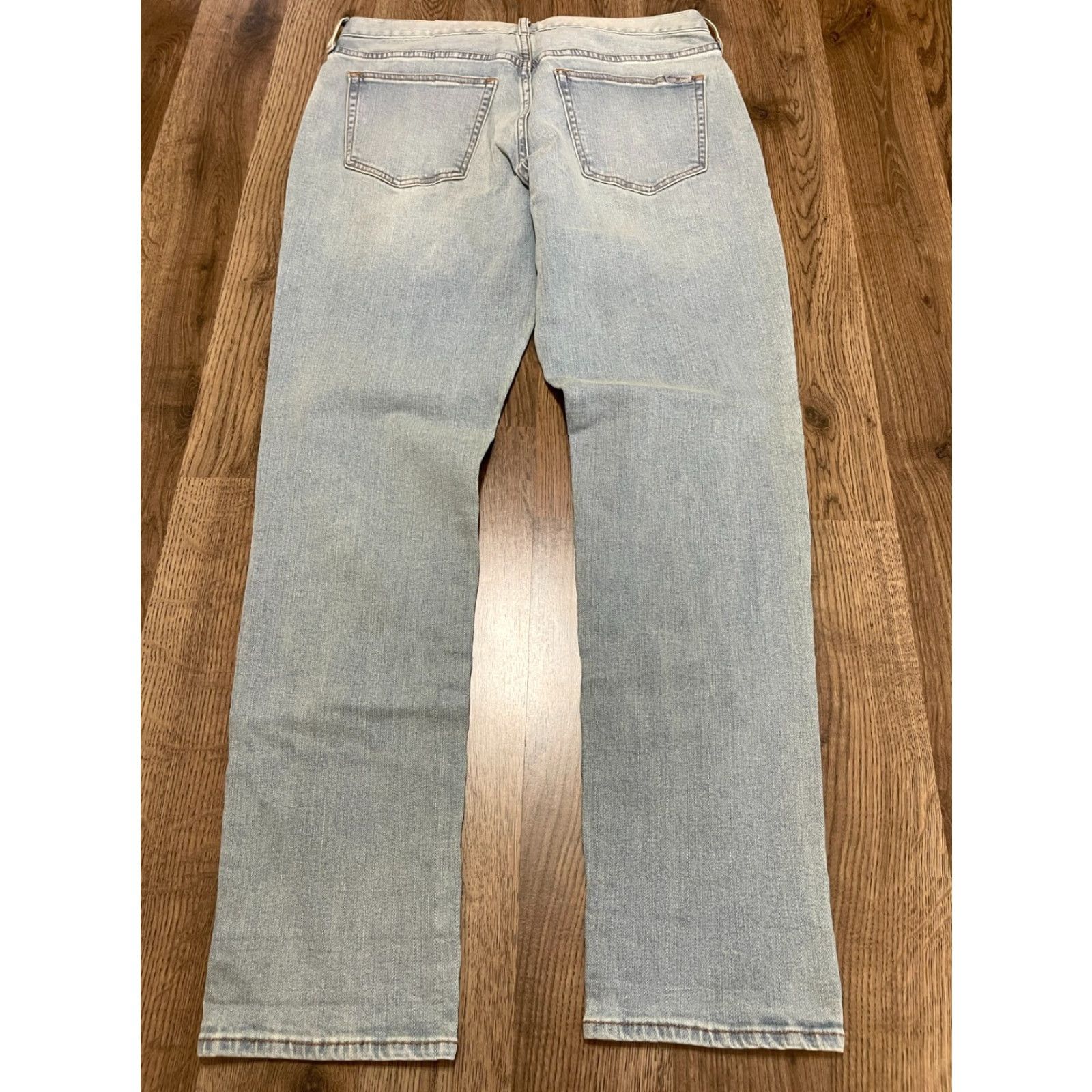 Eddie Bauer Eddie Bauer Jeans Women's 8 Denim Light Wash Straight Pockets Regular Inseam 30 Specially Dyed Vintage No Size 30" / US 8 / IT 44 - 2 Thumbnail