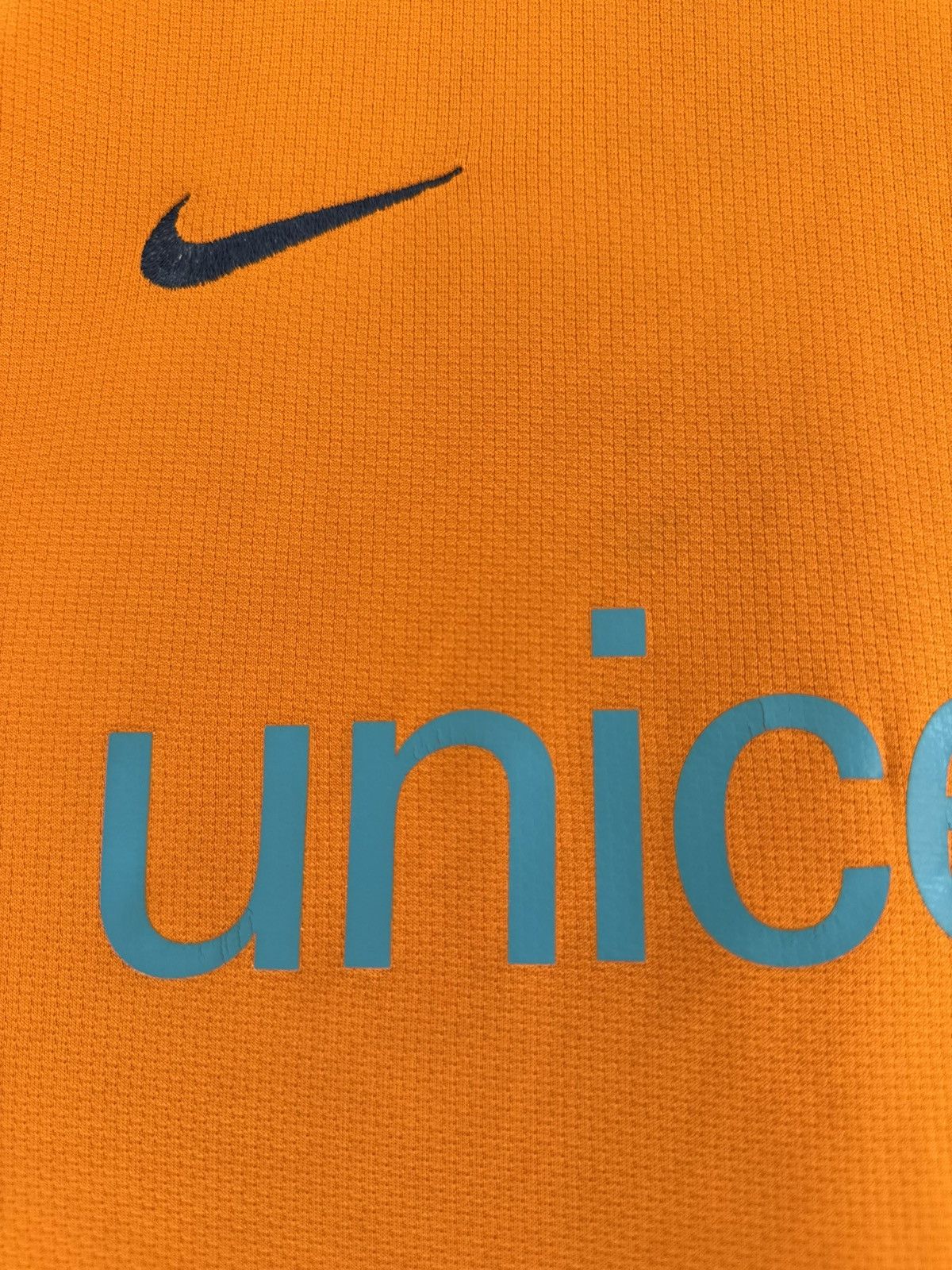 Nike Vintage Barcelona 2006-2007 Away Soccer Jersey Football Kit Size US L / EU 52-54 / 3 - 8 Thumbnail