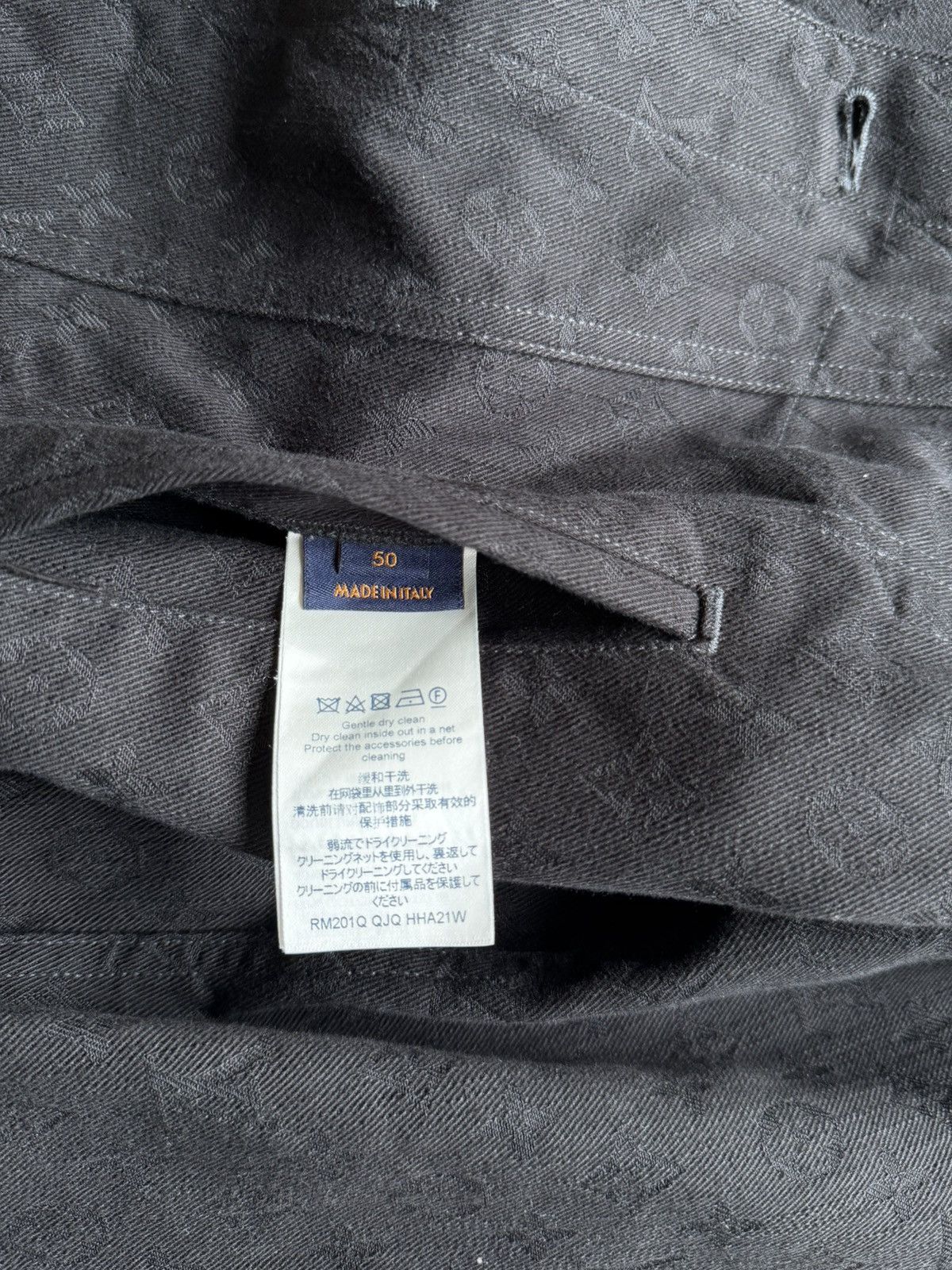 Louis Vuitton Louis Vuitton Monogram Denim Woven Trucker Jacket Black 50 Size US M / EU 48-50 / 2 - 12 Thumbnail