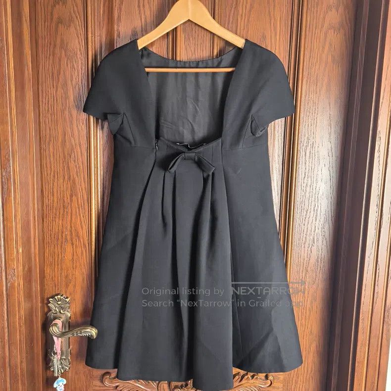 Valentino Valentino Black dress Size S / US 4 / IT 40 - 2 Thumbnail