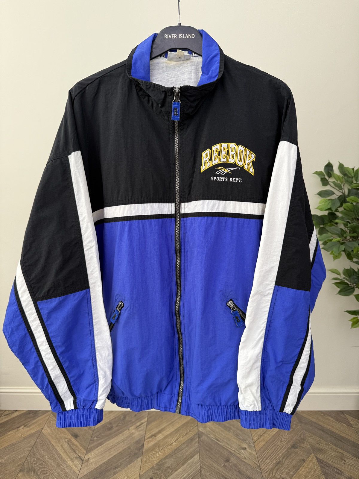 Reebok Reebok Vintage Windbreaker Jacket Spellout Logo Full Zip Size US L / EU 52-54 / 3 - 2 Thumbnail