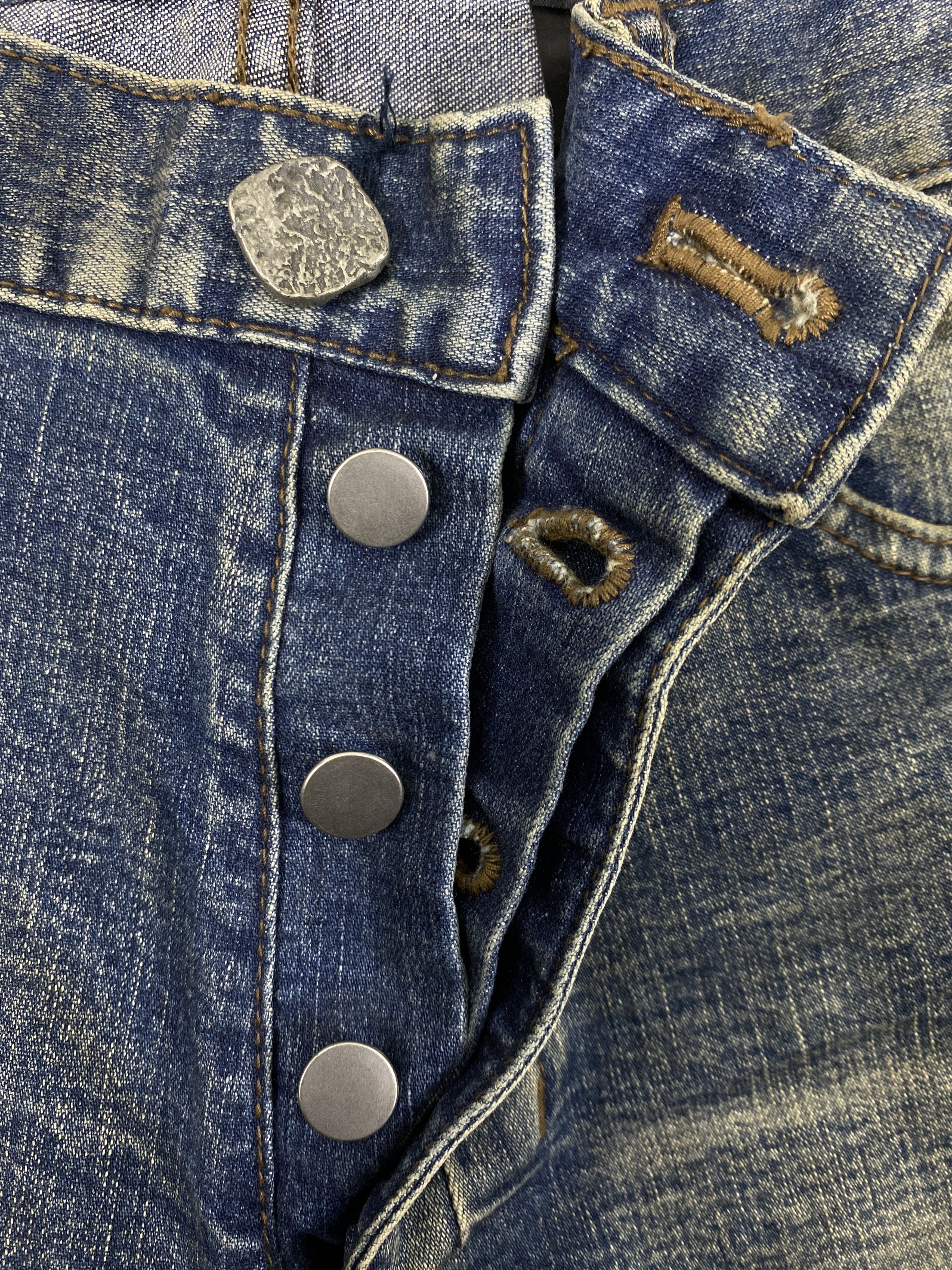 Japanese Brand Faded Blue Vintage Bondage Jeans 30x27.5 Denim- JN3856 Size US 30 / EU 46 - 6 Thumbnail