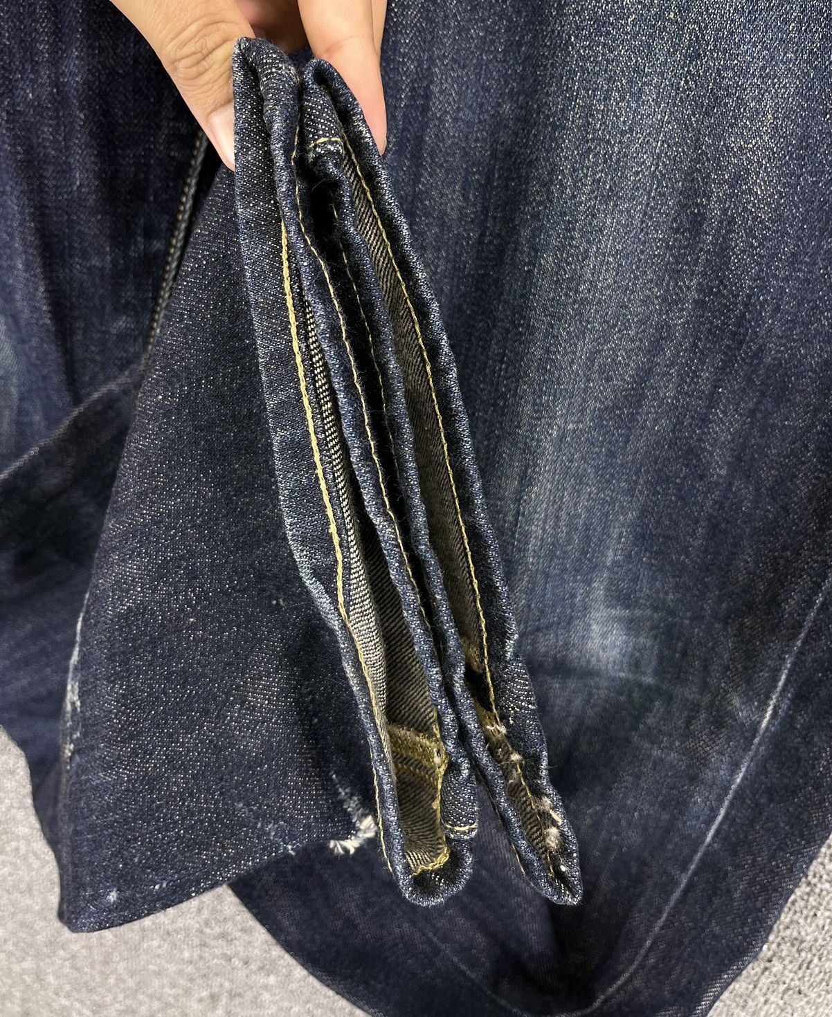 Uniqlo × Vintage Vintage Uniqlo Regular Fit Jeans Trashed Punk Denim Pants Size US 30 / EU 46 - 11 Thumbnail