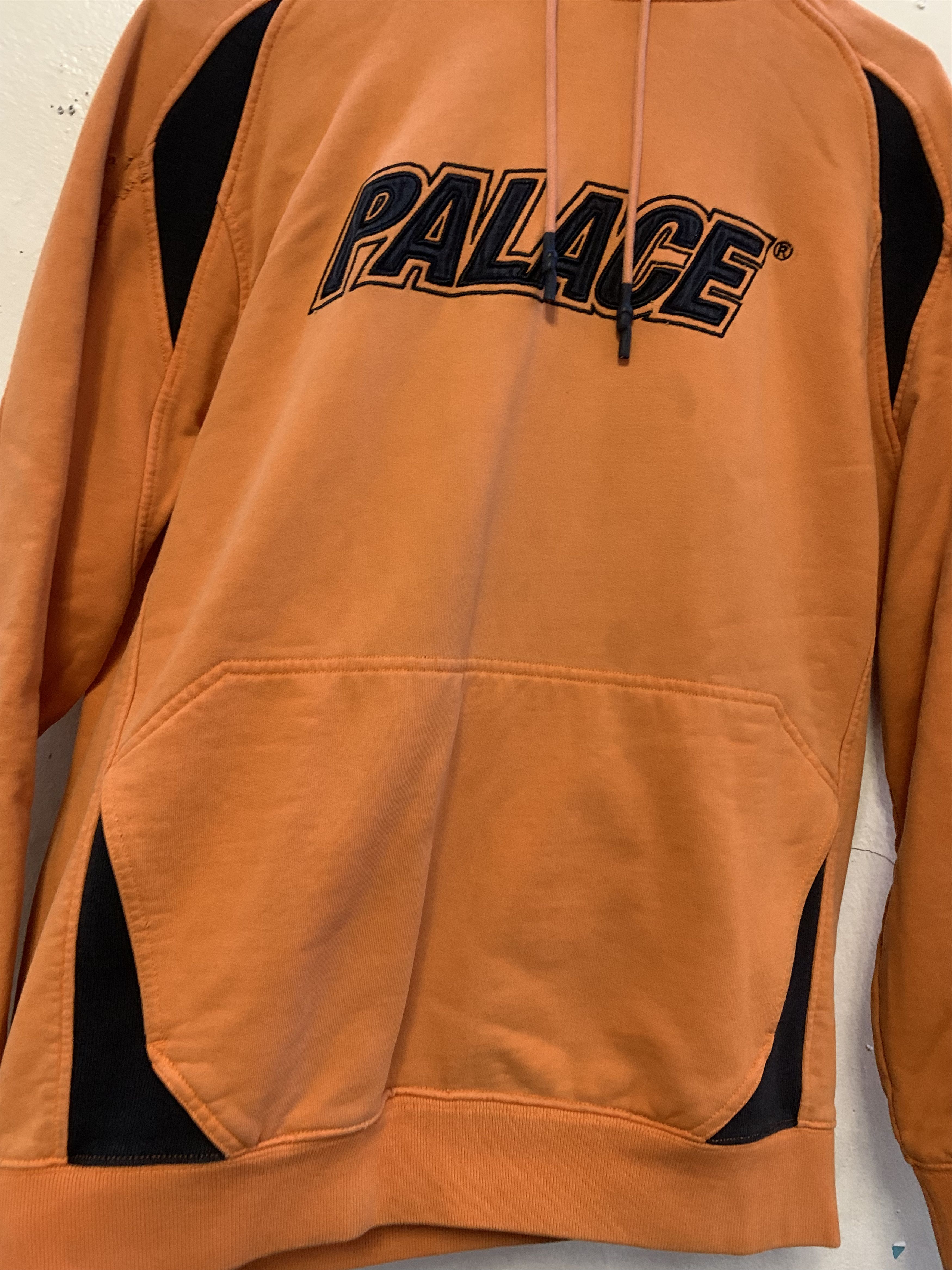 Palace PALACE Hoodie ⊛ ORANGE/BLACK ⊛ Gently Worn/Flawed Size US M / EU 48-50 / 2 - 13 Thumbnail