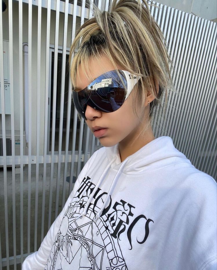 Dior DIOR Sunglasses Ski 1 White Logo Mask Shield GALLIANO Size ONE SIZE - 12 Thumbnail