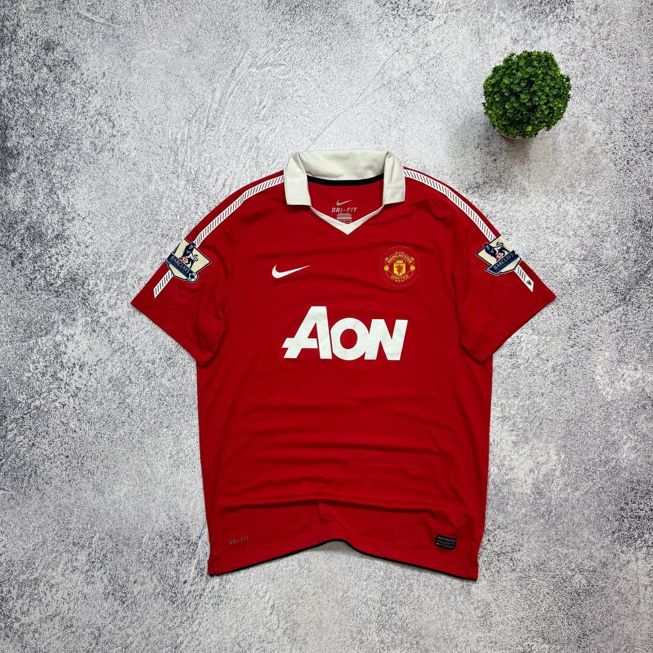 Nike Nike Manchester United 2010/2011 Giggs #11 Football Jersey Size US L / EU 52-54 / 3 - 5 Thumbnail