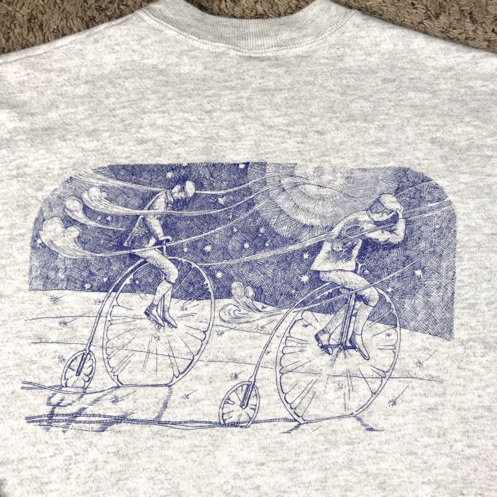 Hanes VINTAGE Bicycle Museum Of America 1994 Gray Crewneck Sweatshirt Large Hanes Activewear Mens 90s Graphic Print Size US L / EU 52-54 / 3 - 5 Thumbnail