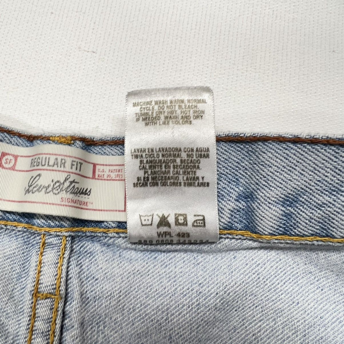 Levi's × Vintage Levis Jeans Blue Signature Corte Regular Work Distressed Rip Size US 32 / EU 48 - 11 Thumbnail