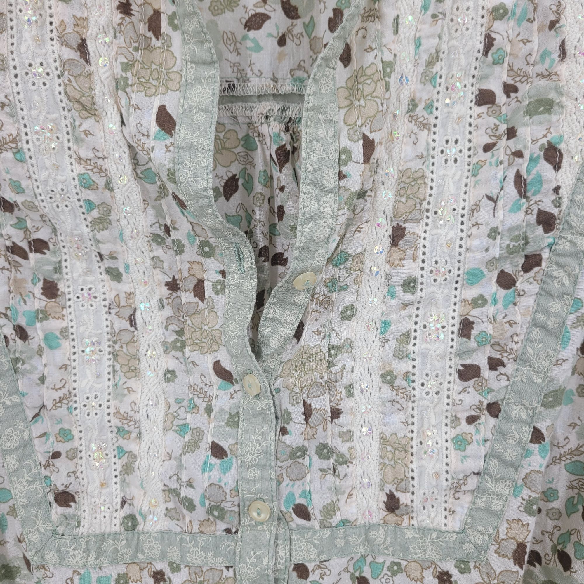 Faded Glory Vintage Ditsy Floral Blouse 18W/20W Green Lace Bib Button Size 3XL / US 20-22 - 2 Thumbnail