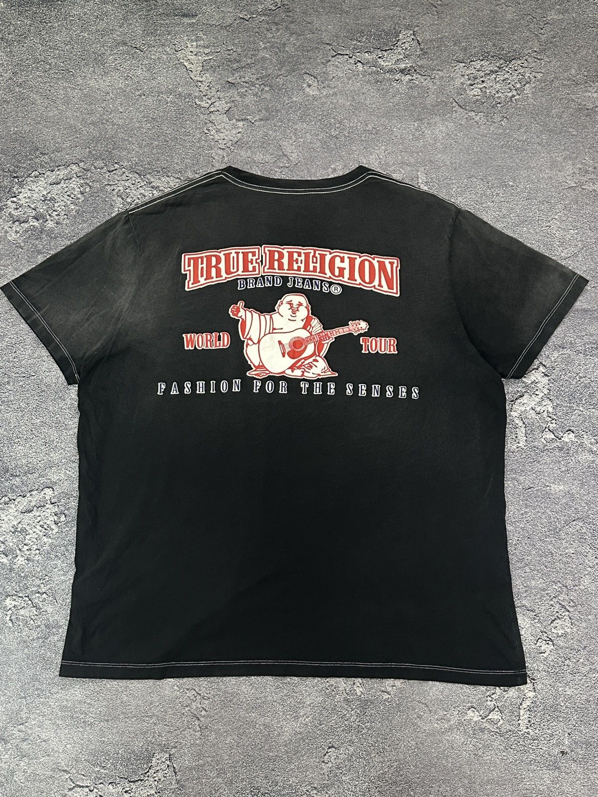 True Religion Vintage True Religion Big Logo Faded T-Shirt XXL Y2K Size US XXL / EU 58 / 5 - 1 Thumbnail