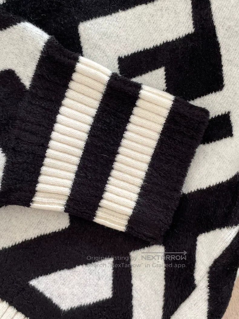 Fendi Fendi All-over Print Sweater Size XS / US 0-2 / IT 36-38 - 3 Thumbnail