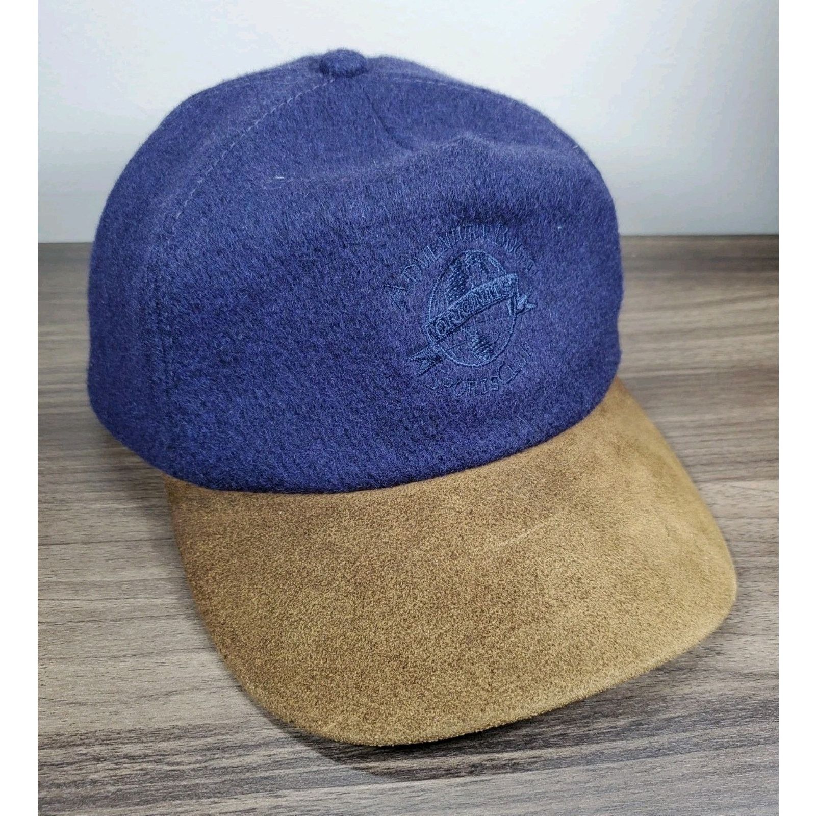 Adventure Bound × Vintage Vintage Leather & Wool Adventure Bound Hat Strapback Cap USA Size ONE SIZE - 1 Thumbnail