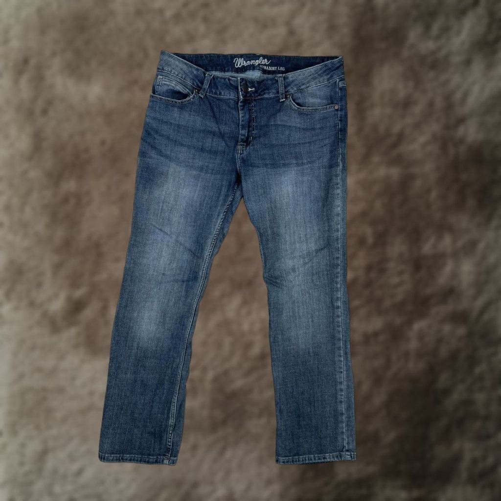 Wrangler Wrangler Jeans Women's 15 Blue Medium Wash Regular Denim Straight Leg Pockets 29in Inseam Wrangler 100015T409JYMS Womens Size 36" / US 14 / IT 50 - 1 Thumbnail