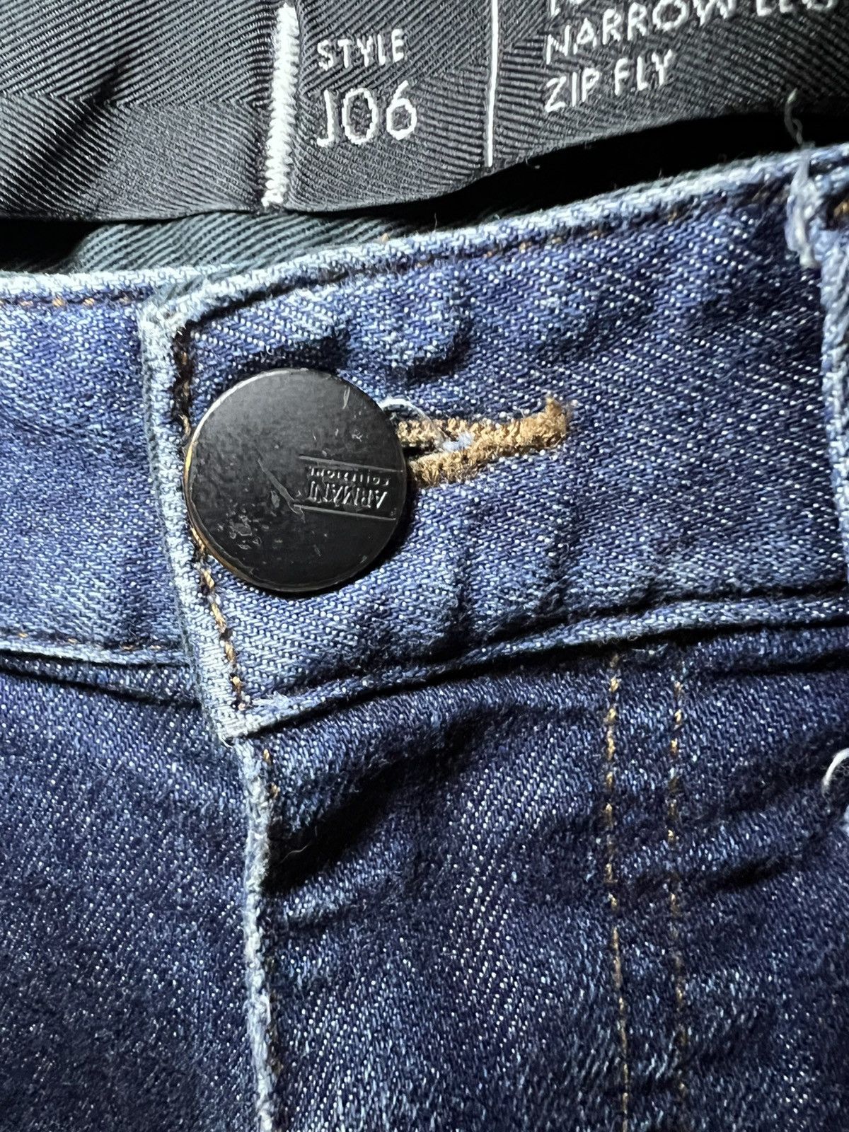 Armani Collezioni Vintage Armani Collezioni J06 slim fit low waist blue jeans Size US 33 - 5 Thumbnail