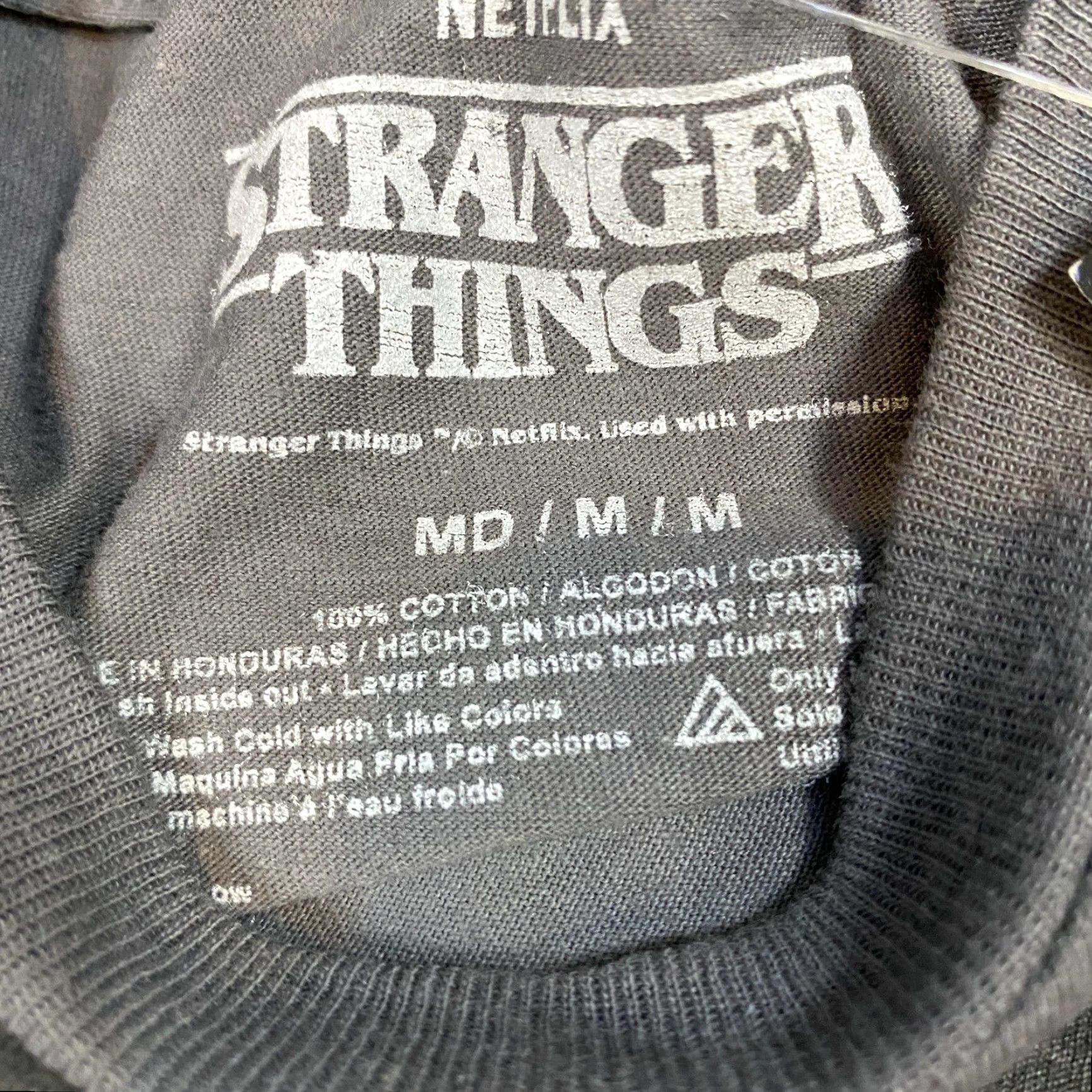 Hot Topic Stranger Things Stitch T-Shirt M Gray Hot Topic Official NEW User: Stranger Things Official M Gray T-Shirt Hot Topic NEW Size US M / EU 48-50 / 2 - 6 Thumbnail