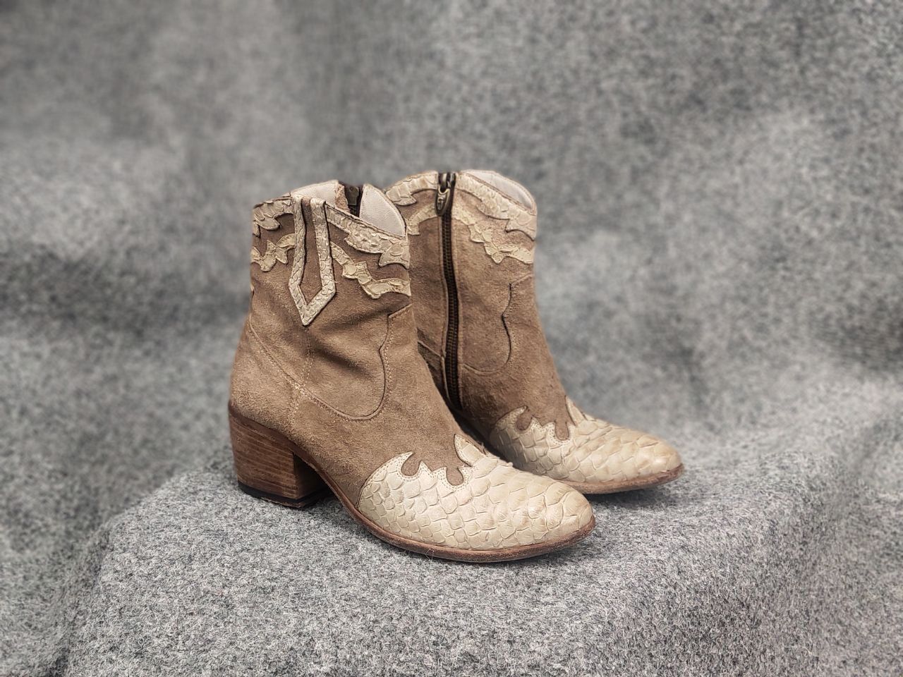 Vintage Fauzian Jeunesse Leather reptile Western Ankle Boots Zip Size US 7 / IT 37 - 2 Thumbnail
