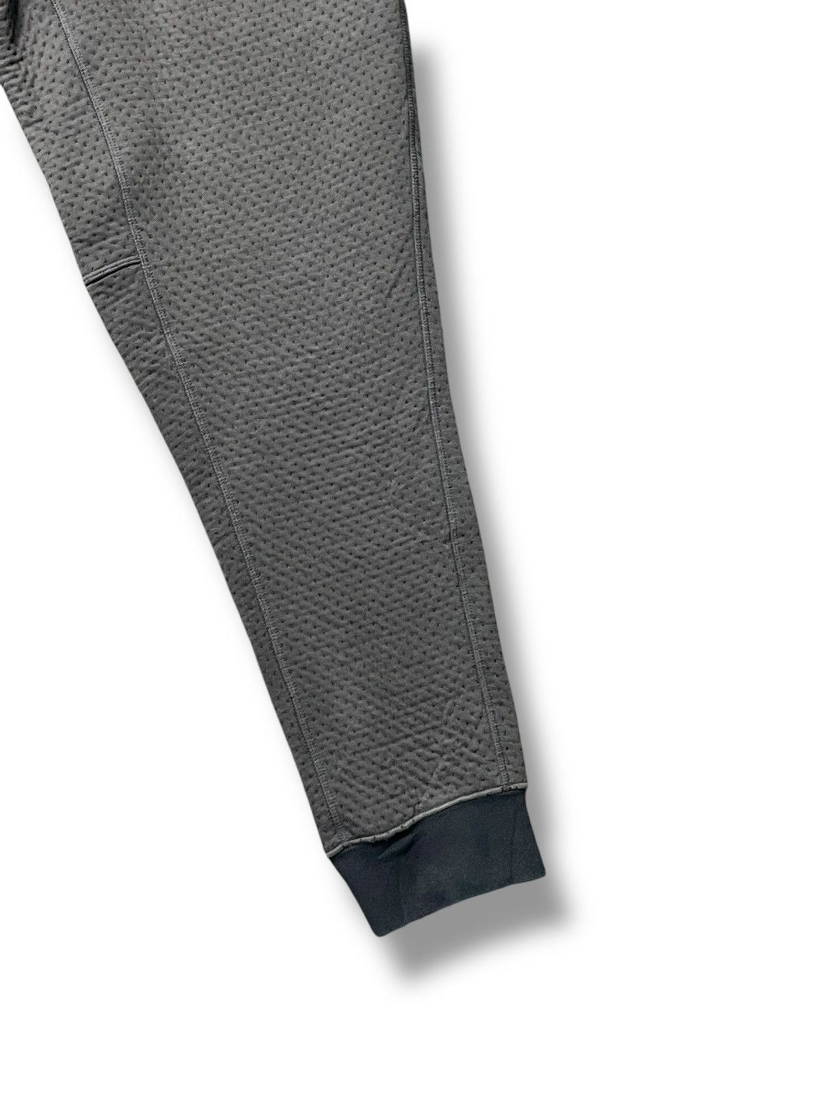 Nike × Vintage Nike Therma-Fit Tech Pack Jogger (46) Size US 28 / EU 44 - 4 Thumbnail