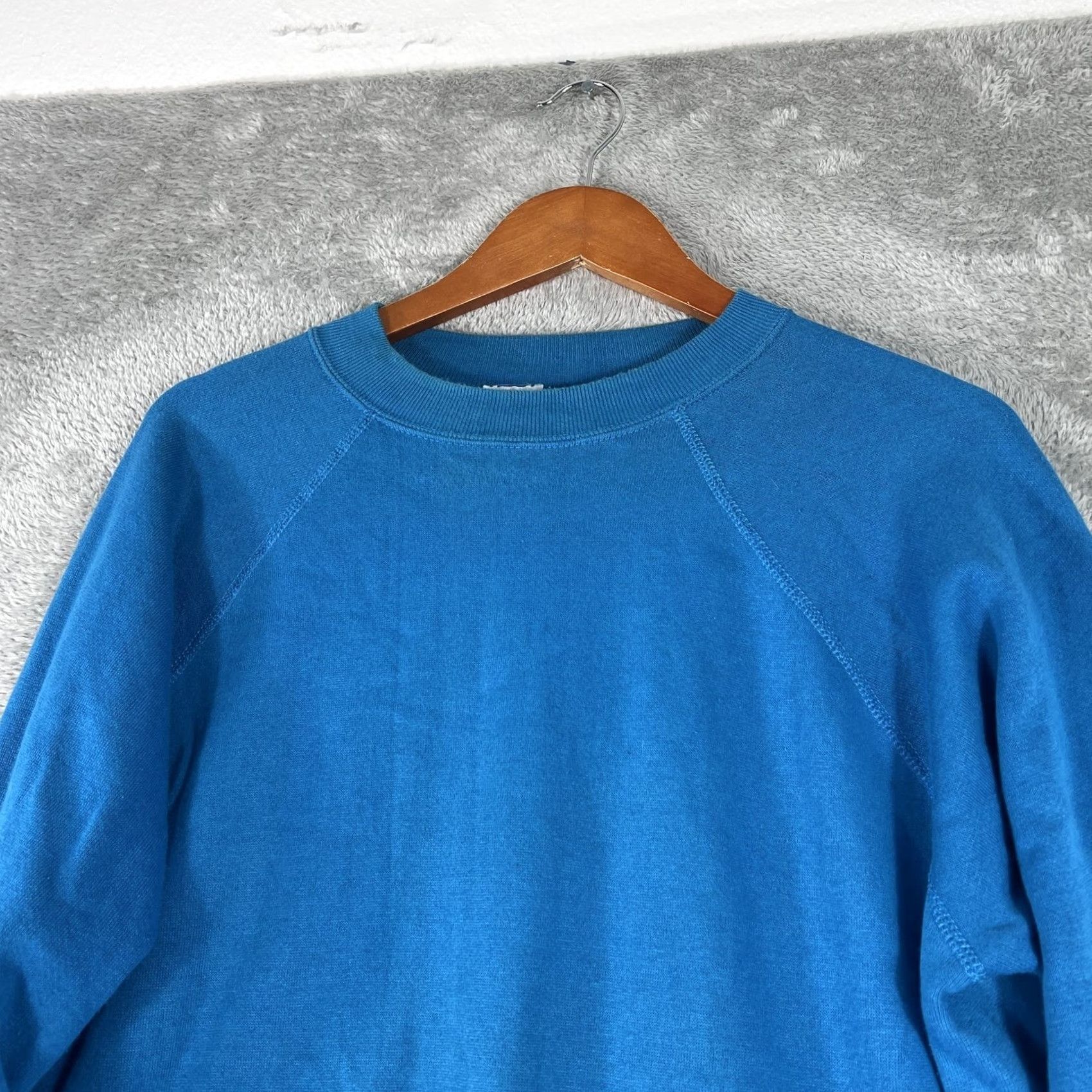Vintage VINTAGE American Vintage Sweatshirt Raglan Blue XL Crew Neck Pullover 90s USA Mens Size US XL / EU 56 / 4 - 2 Thumbnail