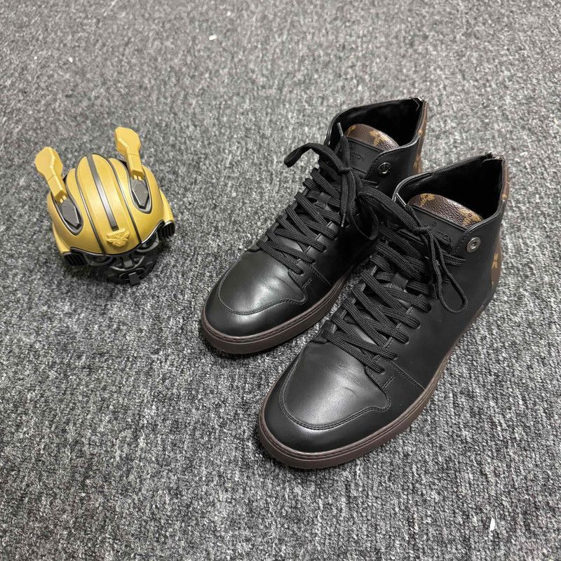 Louis Vuitton Louis Vuitton Black High-top Zip Leather Shoes - Size US 8.5 / EU 41-42 - 1 Thumbnail